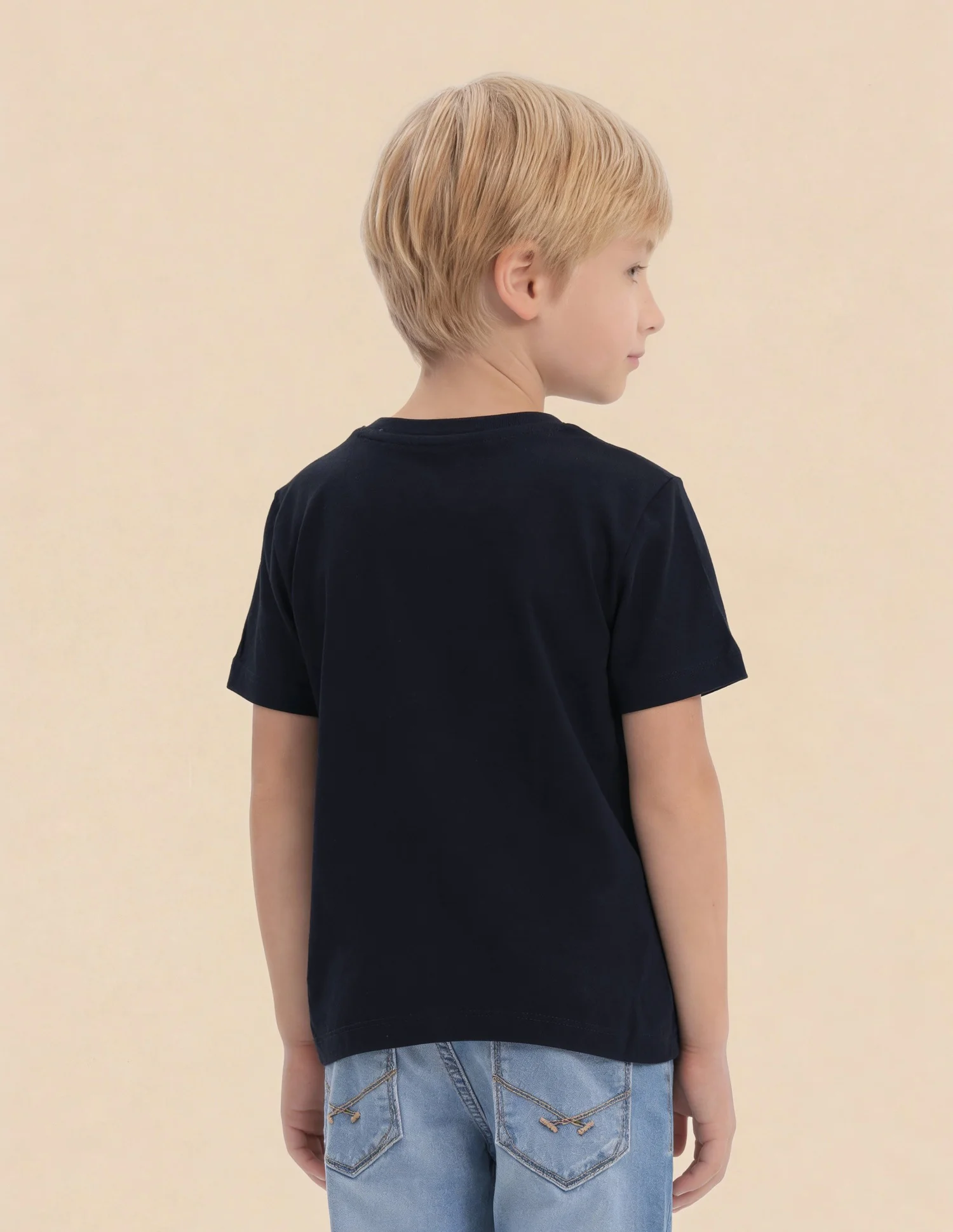 Boys Graphic Brand Printed Regular Fit T-Shirt - Image 5