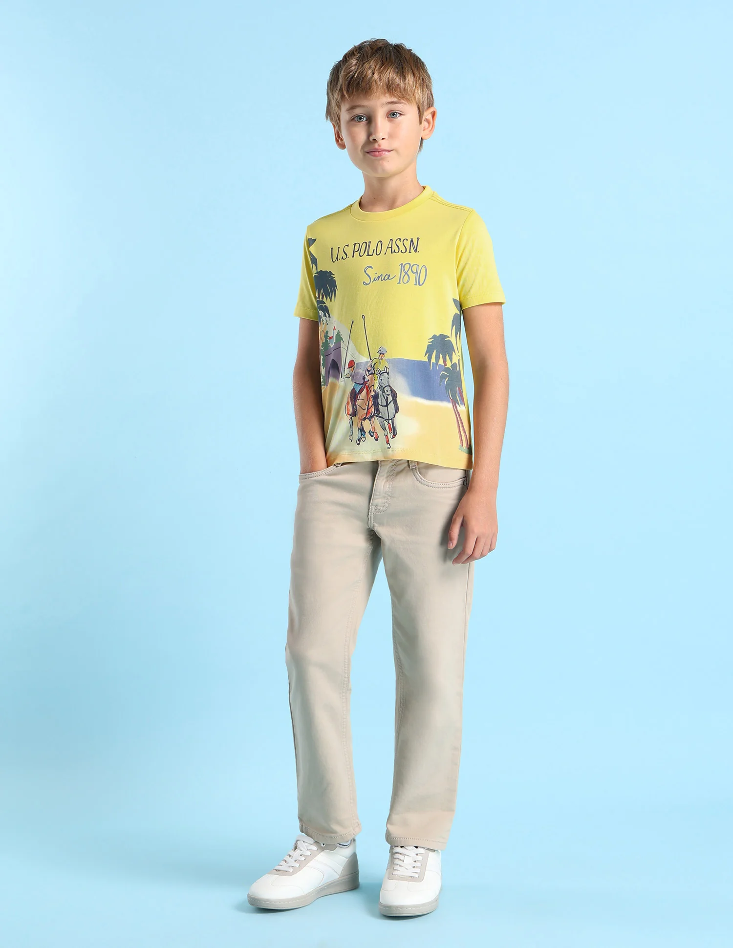Boys Graphic Printed Regular Fit T-Shirt - Image 3
