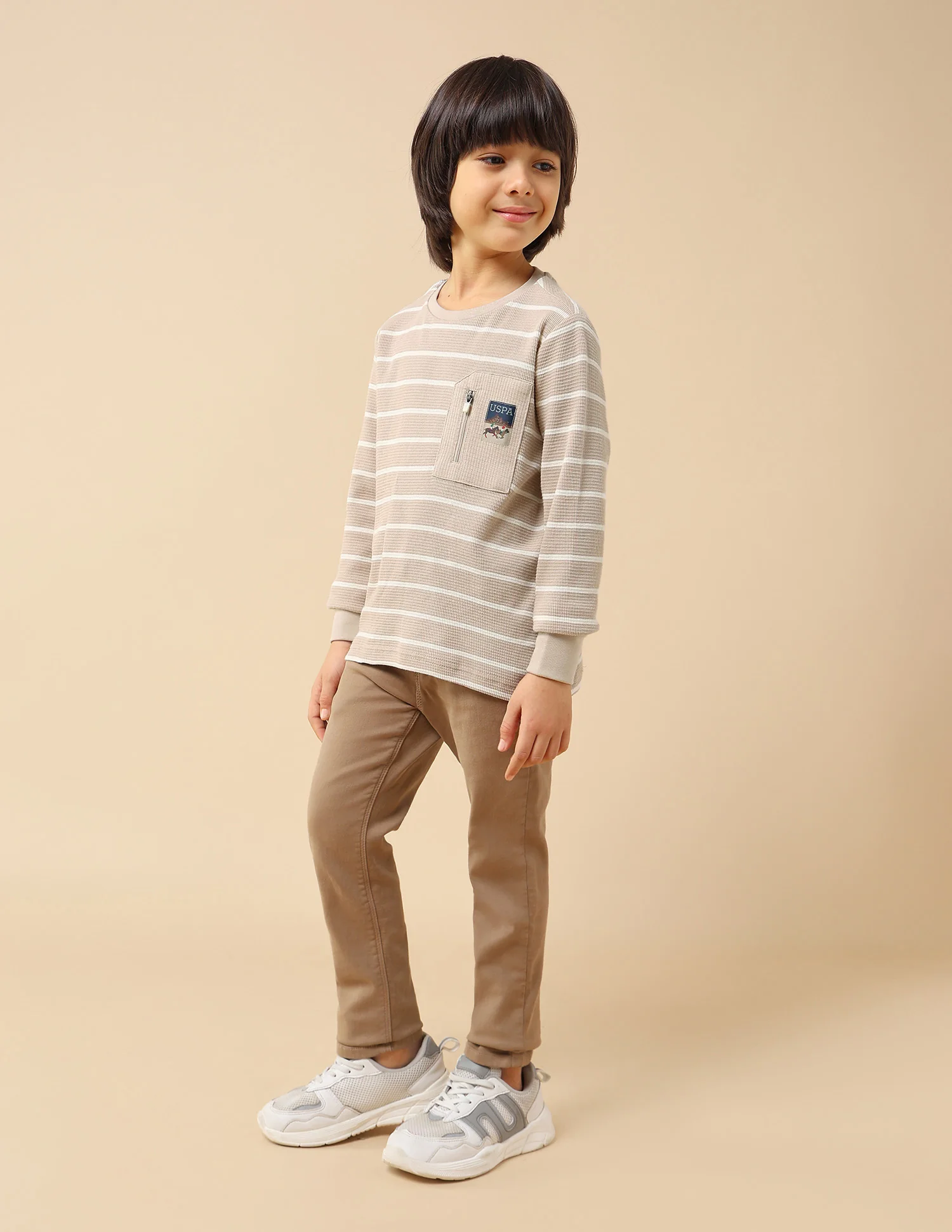 Boys Horizontal Striped Regular Fit T-Shirt - Image 4