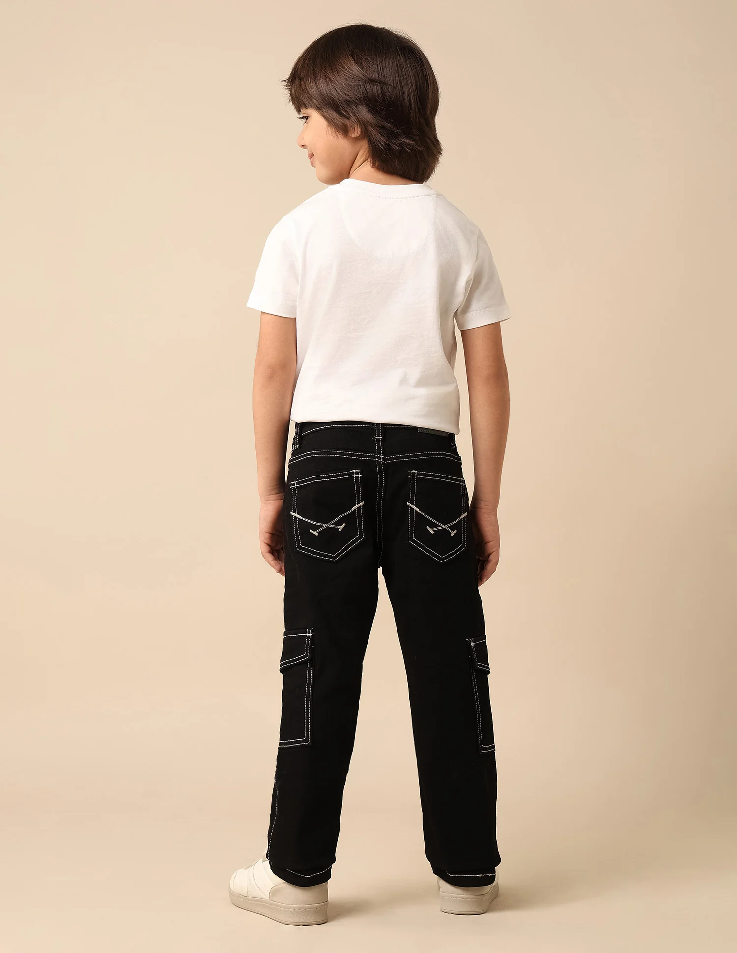 Boys Mid Rise Regular Fit Cargo Jeans - Image 5