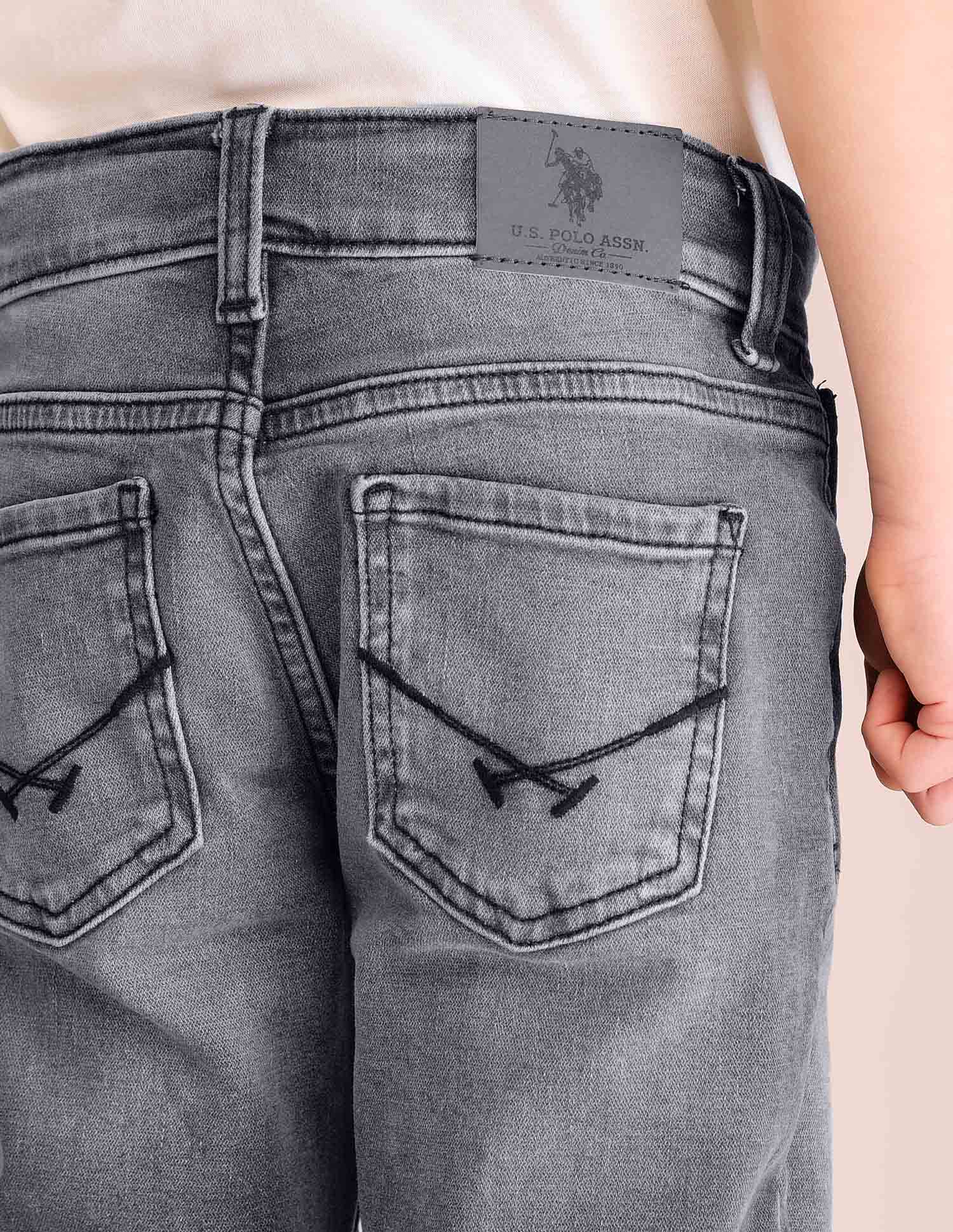 Boys Mid Rise Relaxed Fit Jeans - Image 7