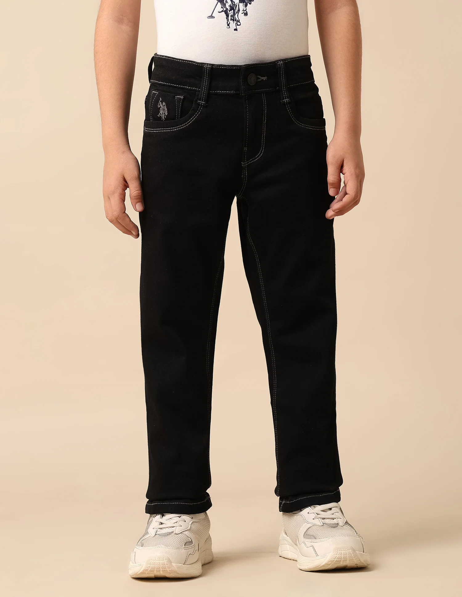 Boys Mid Rise Relaxed Fit Jeans - Image 4