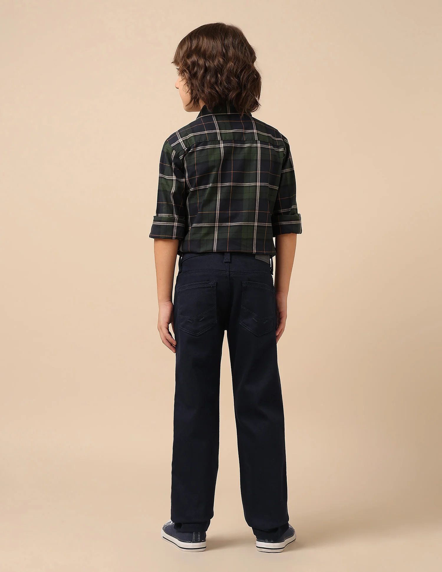 Boys Mid Rise Relaxed Fit Jeans - Image 5