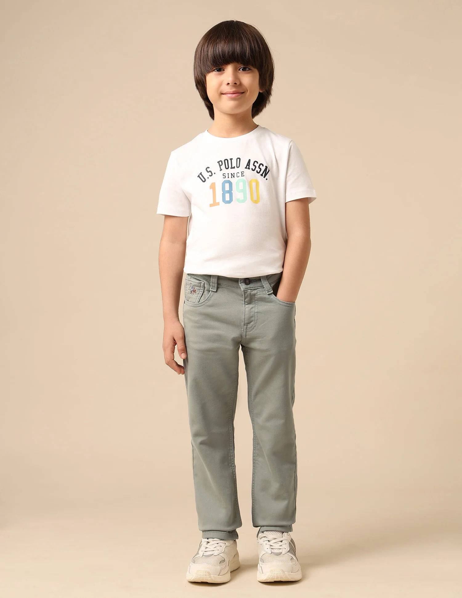 Boys Mid Rise Relaxed Fit Jeans - Image 3