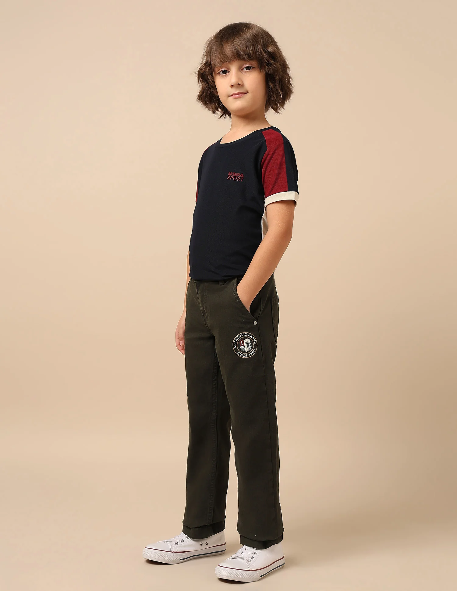Boys Mid Rise Relaxed Fit Jeans - Image 4