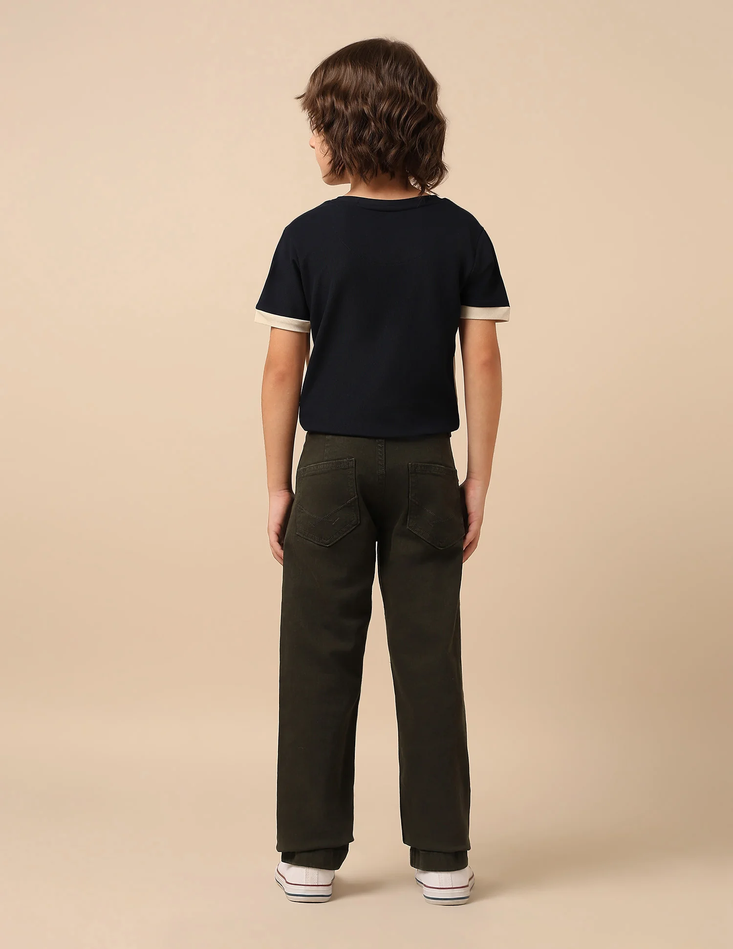 Boys Mid Rise Relaxed Fit Jeans - Image 5