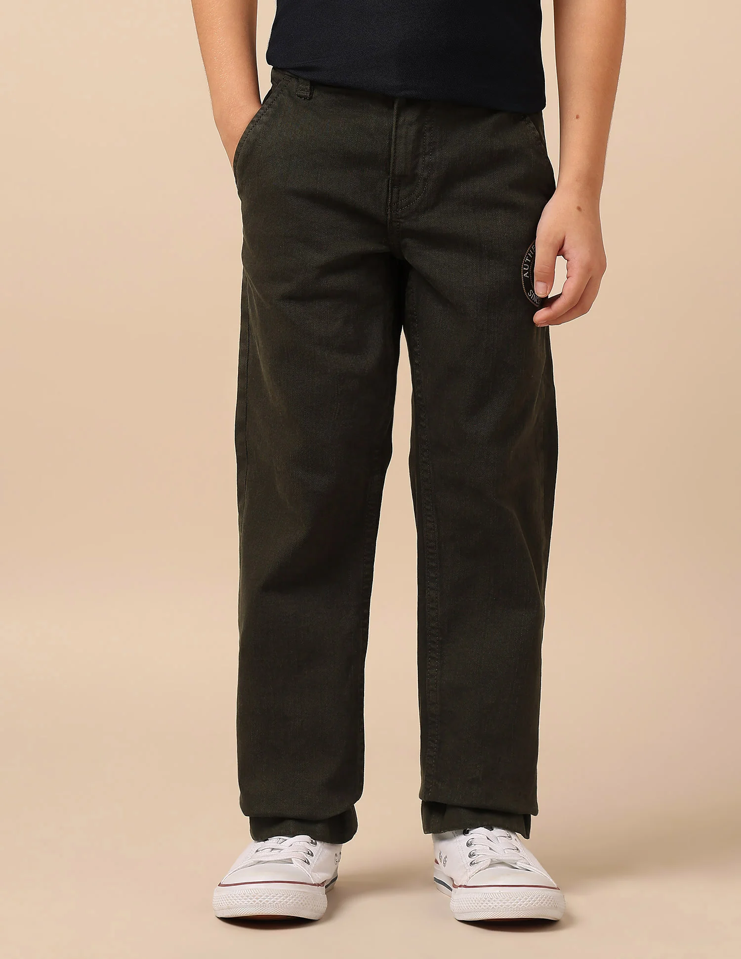 Boys Mid Rise Relaxed Fit Jeans - Image 6