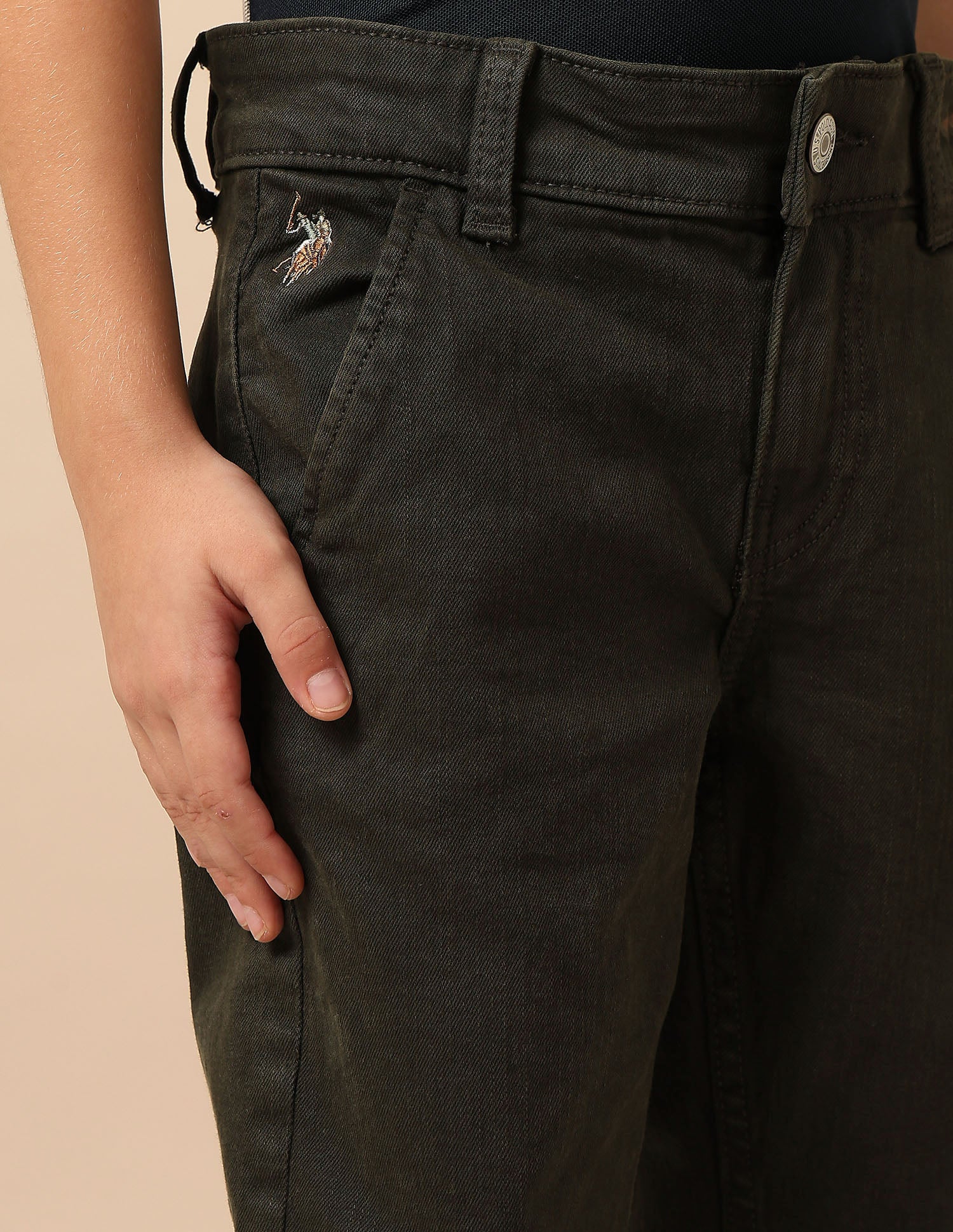 Boys Mid Rise Relaxed Fit Jeans - Image 8