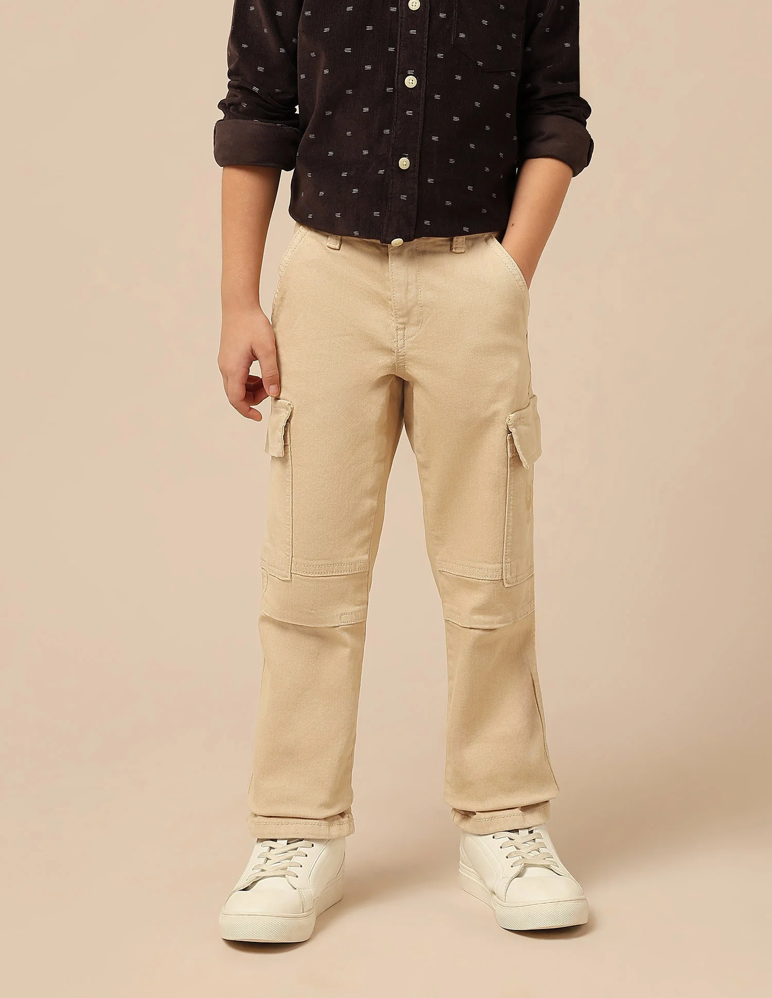 Boys Mid Rise Relaxed Fit Jeans - Image 6
