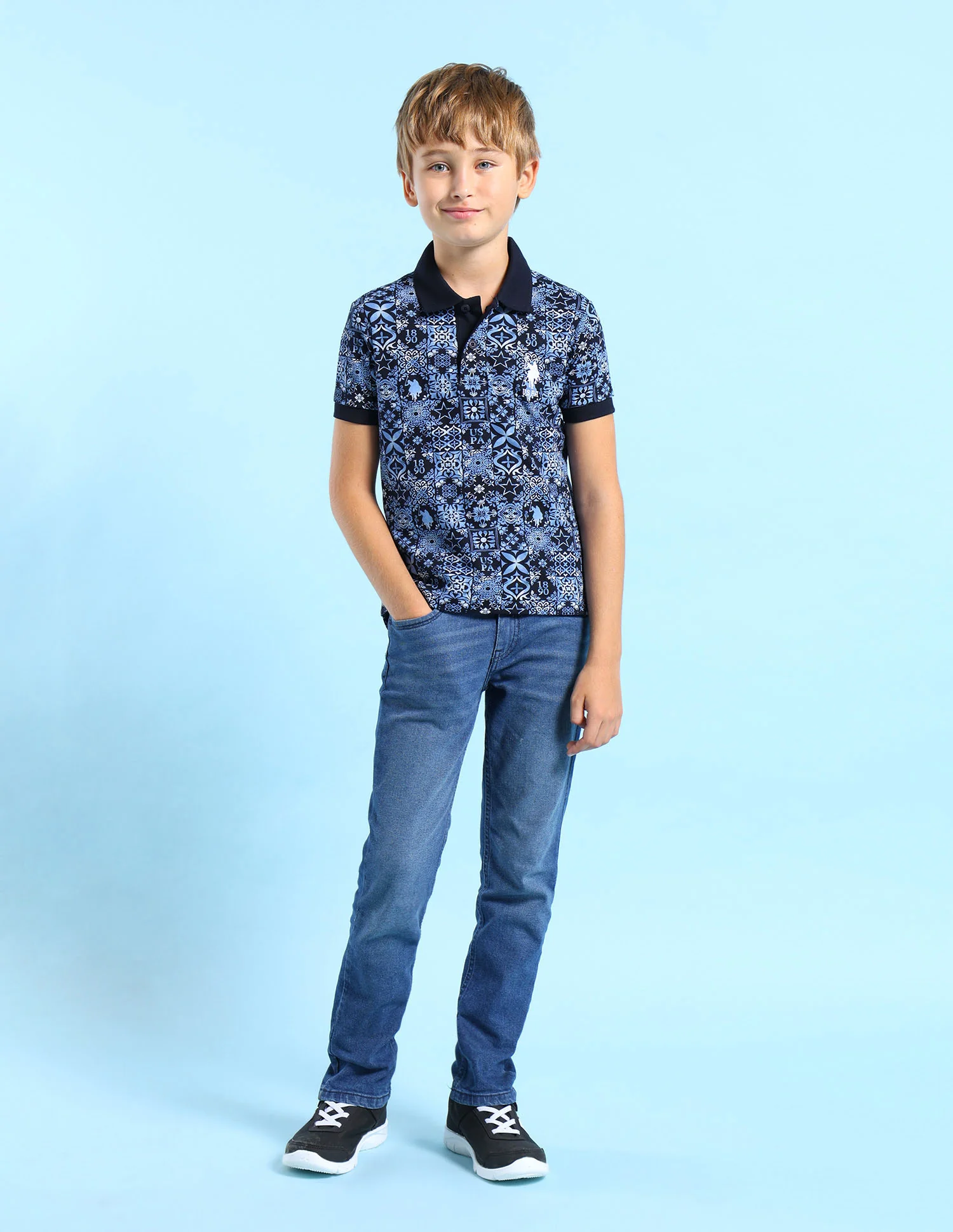 Boys Regular Fit All Over Printed Polo Shirt - Image 3