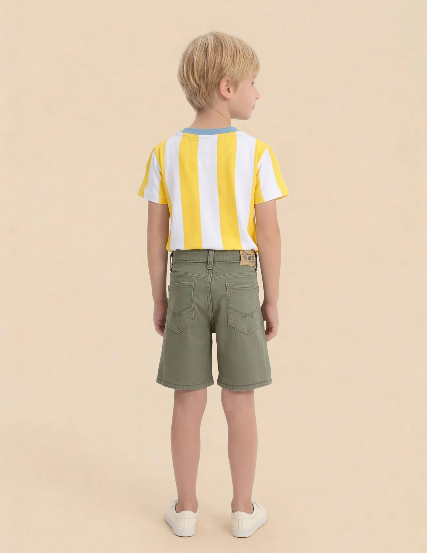Boys Regular Fit Solid Shorts - Image 4