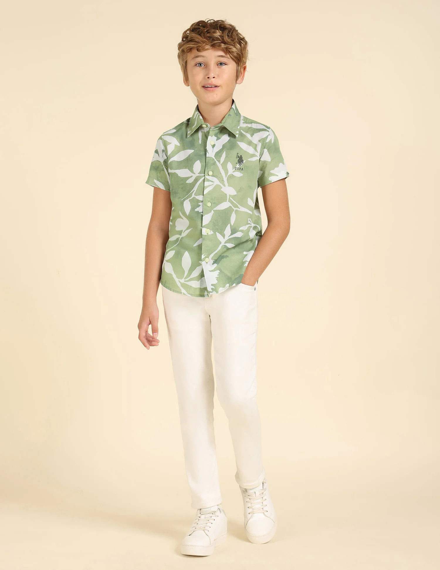 Boys Regular Fit Tropical Printed Shirt - Image 3