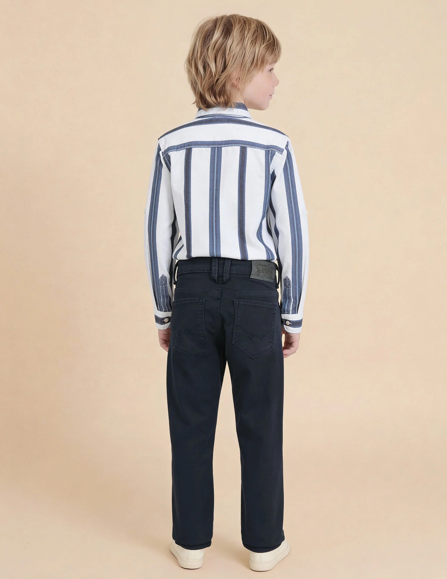 Boys Relaxed Fit Mid Rise Jeans - Image 4