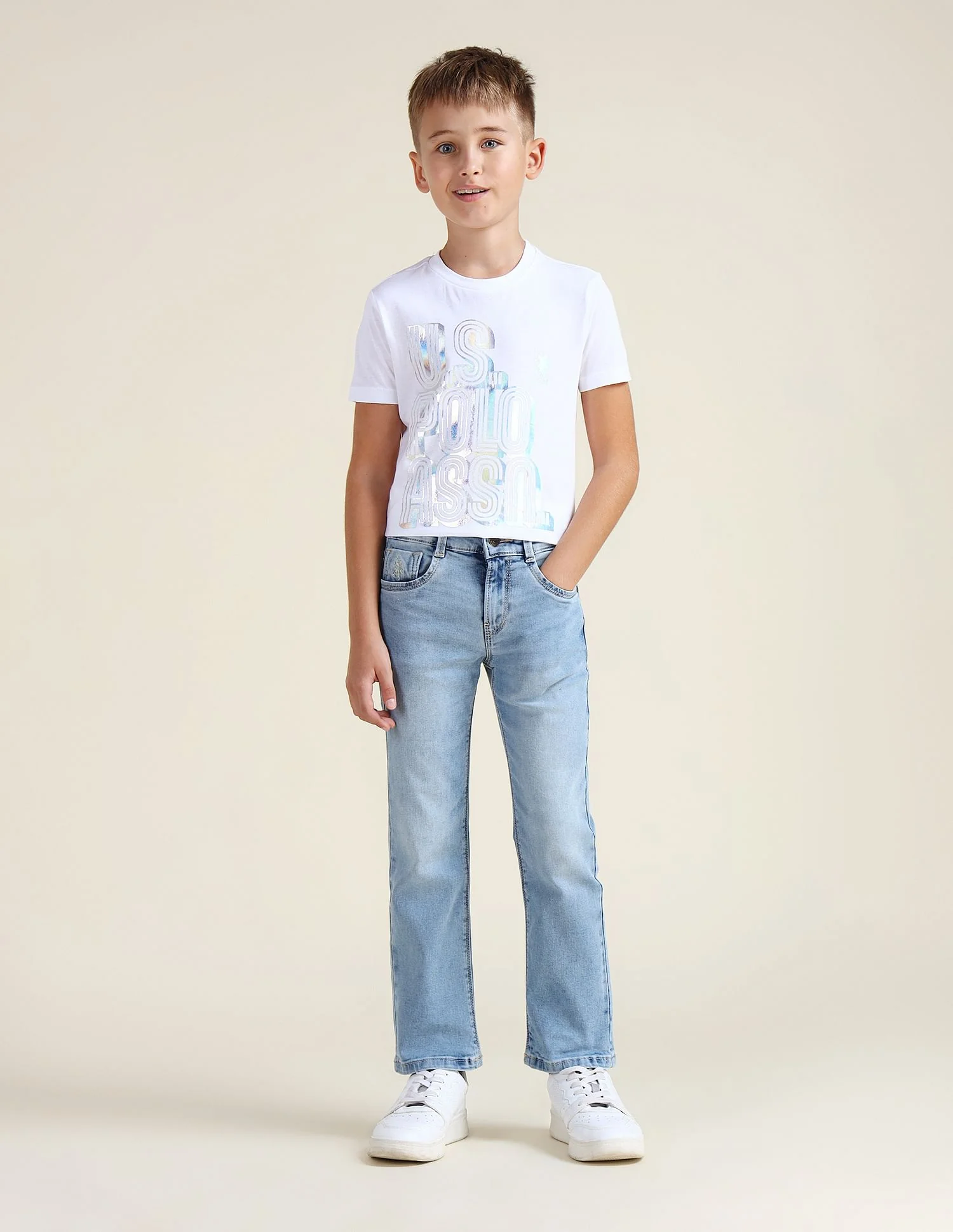Boys Relaxed Fit Mid Rise Jeans - Image 3