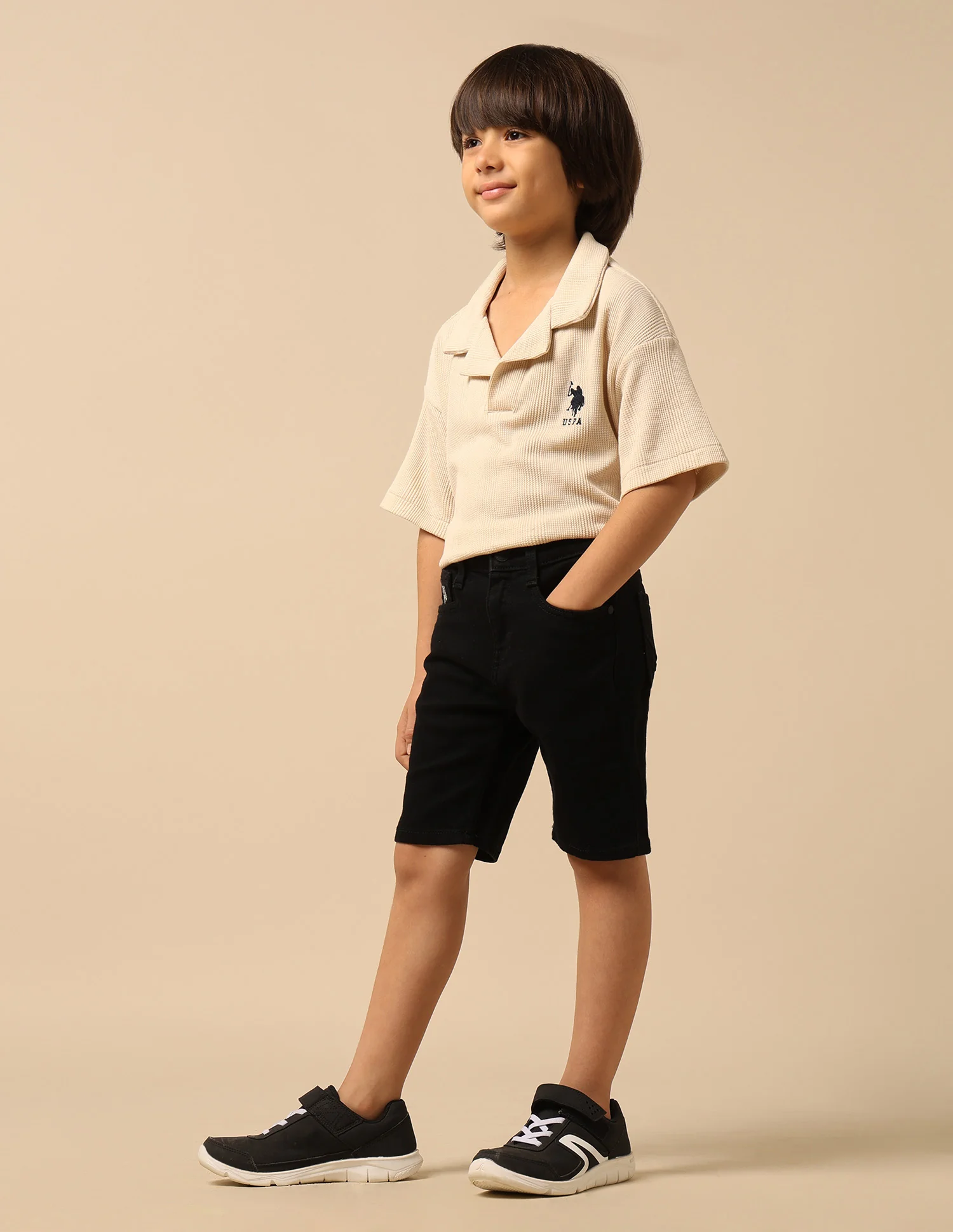 Boys Relaxed Fit Mid Rise Shorts - Image 4