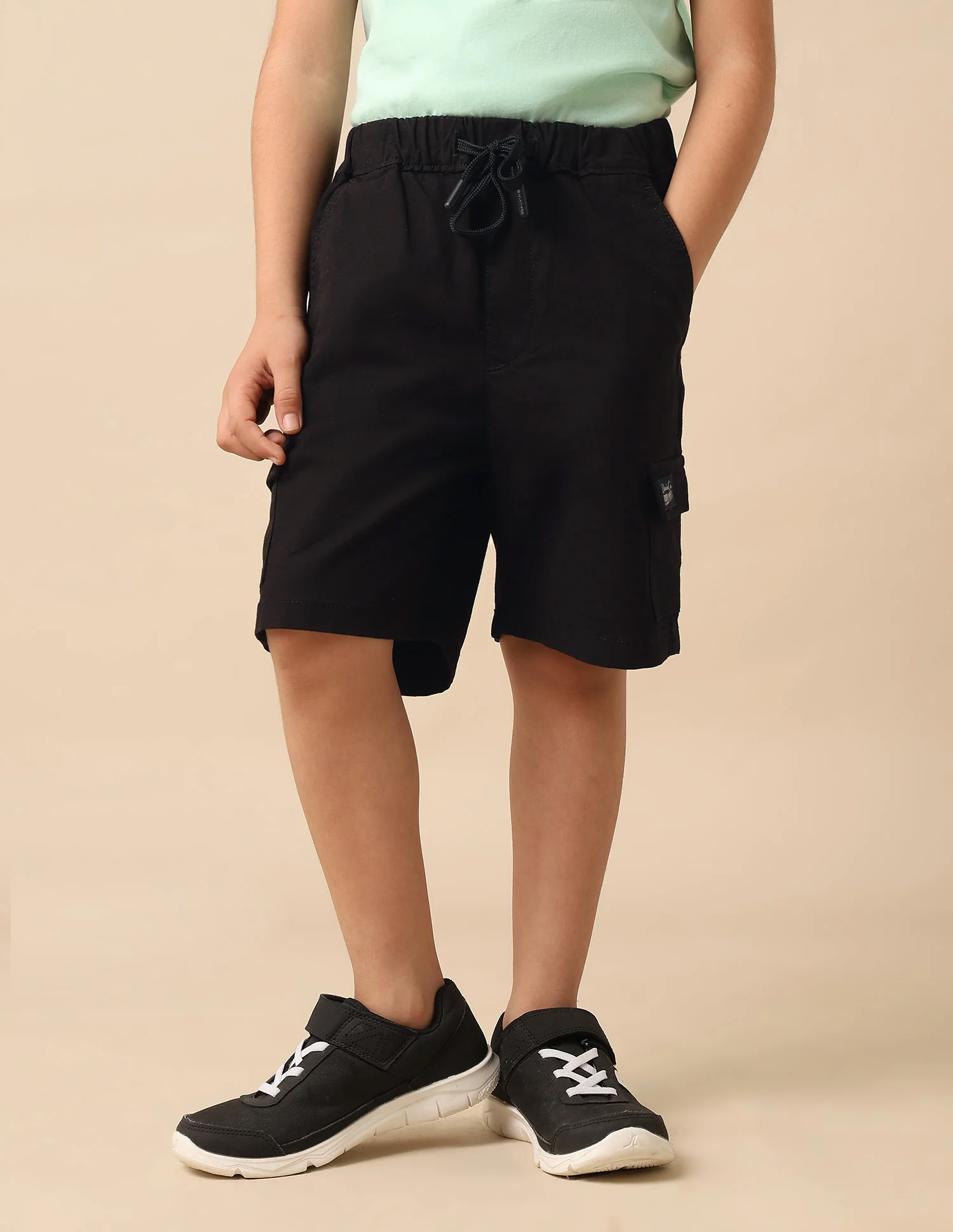 Boys Relaxed Fit Textured Cargo Shorts - Image 4