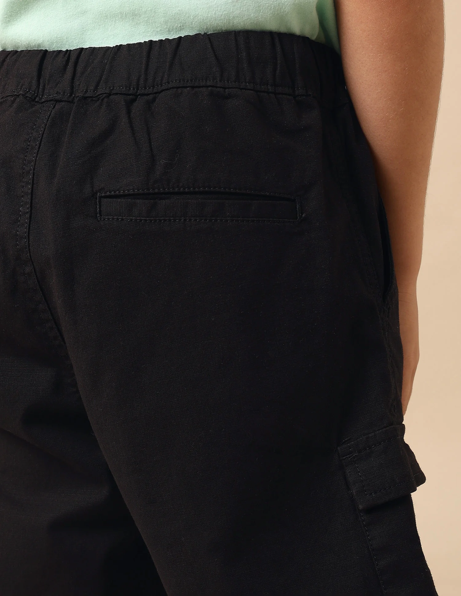 Boys Relaxed Fit Textured Cargo Shorts - Image 7