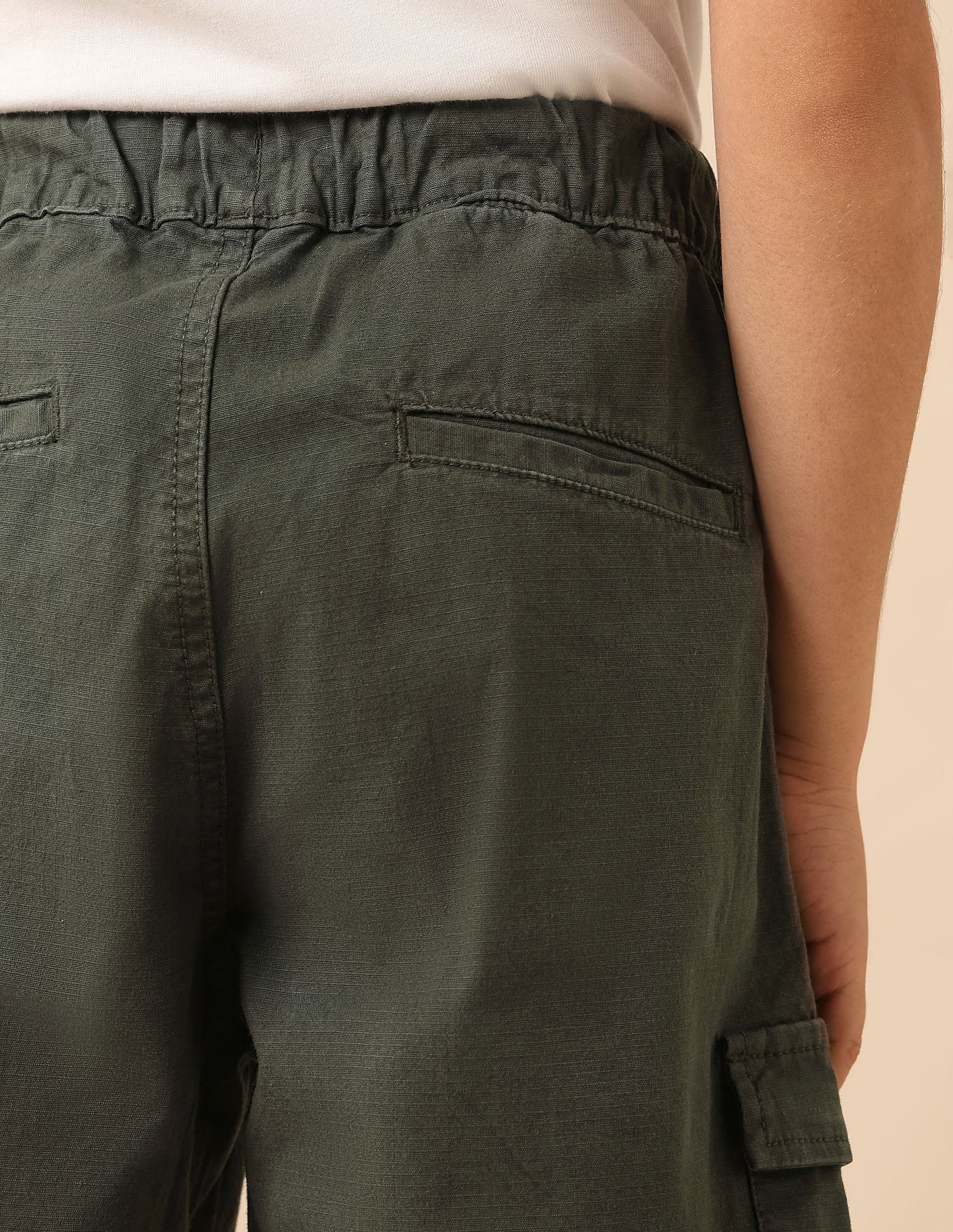 Boys Relaxed Fit Textured Cargo Shorts - Image 7