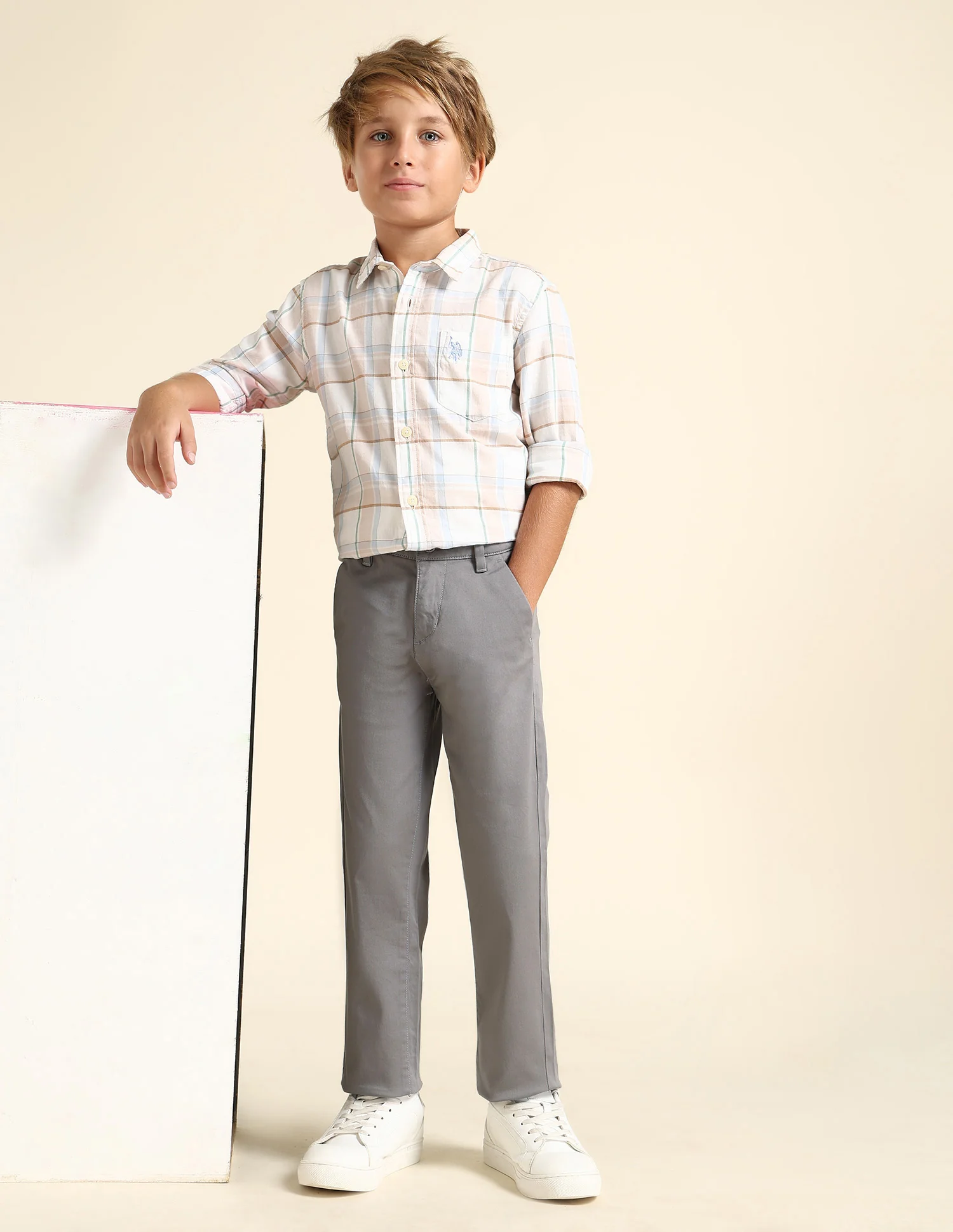 Boys Slim Fit Solid Trousers
