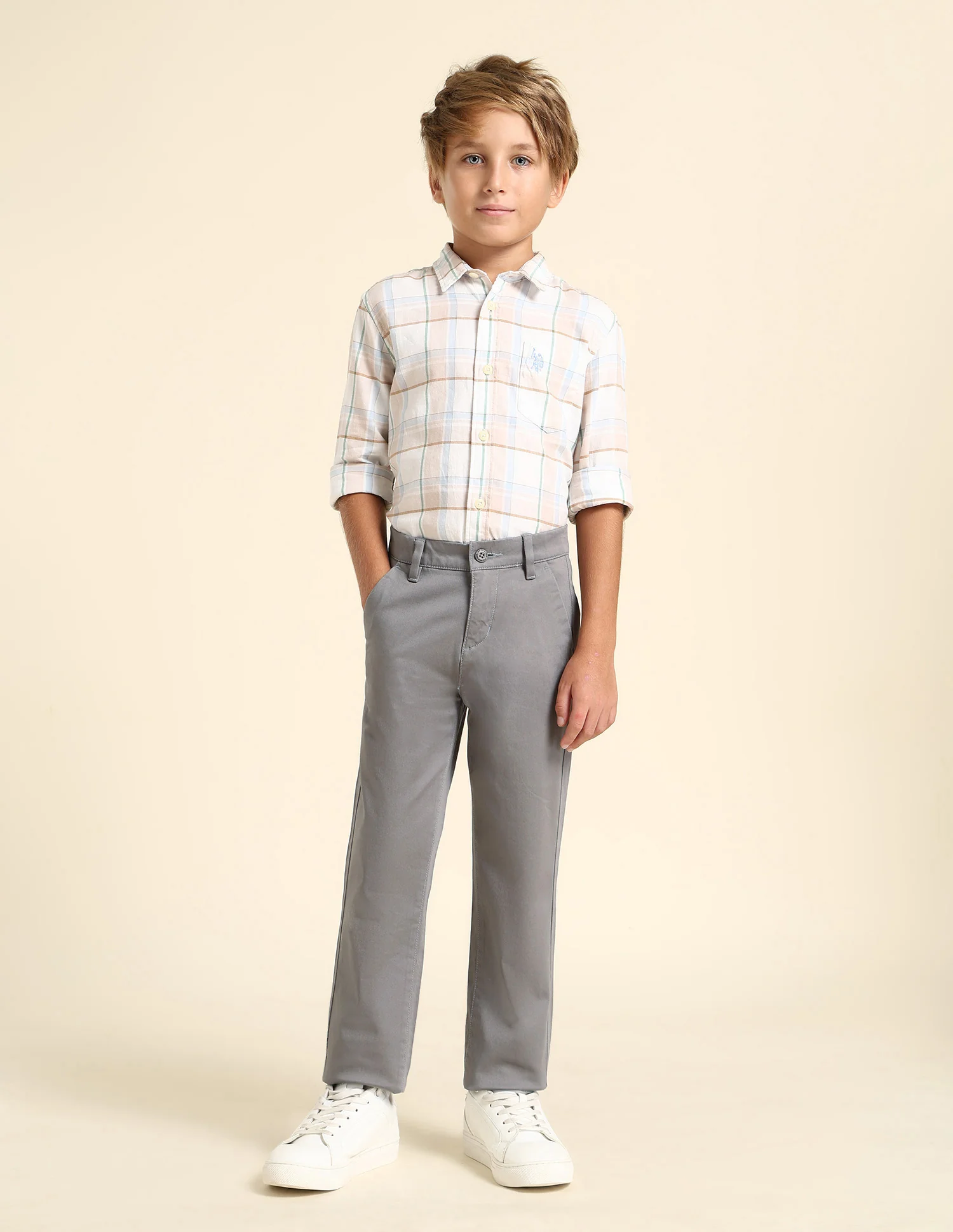 Boys Slim Fit Solid Trousers - Image 3