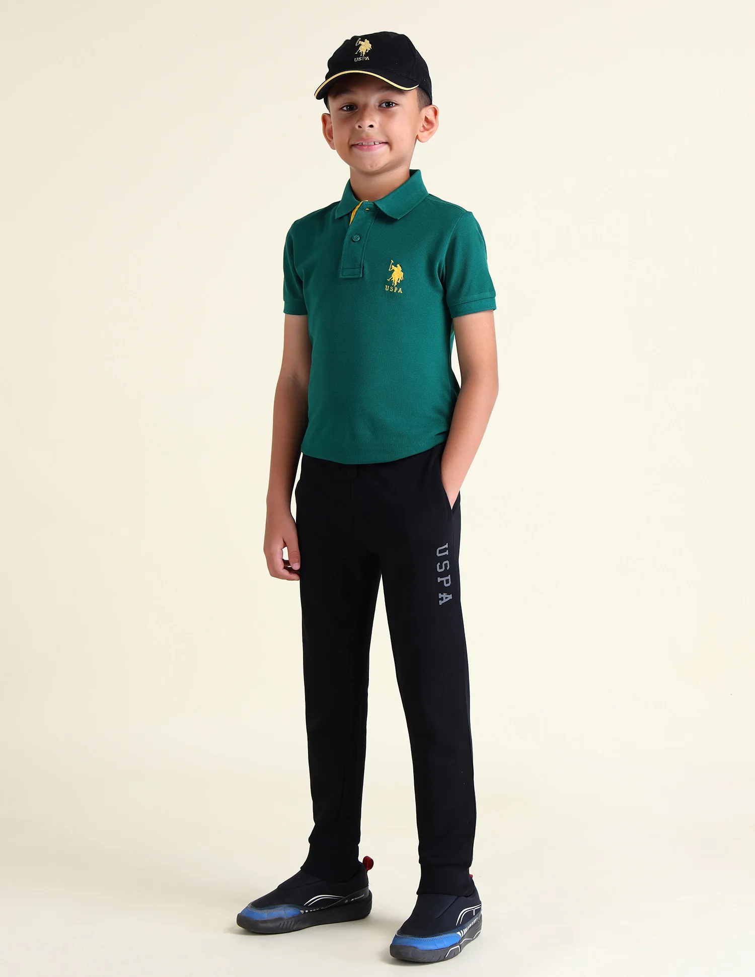 Boys Solid Regular Fit Joggers