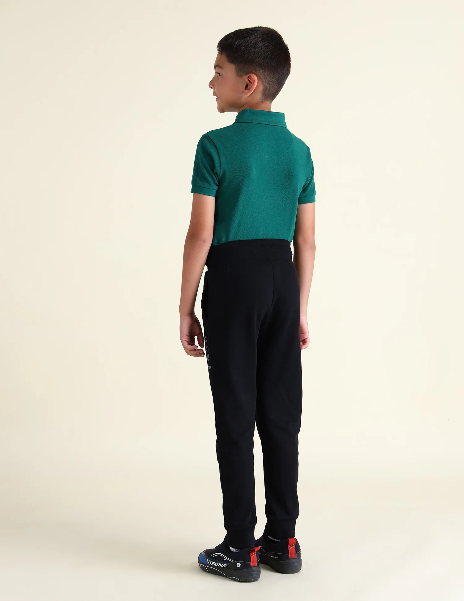 Boys Solid Regular Fit Joggers - Image 4