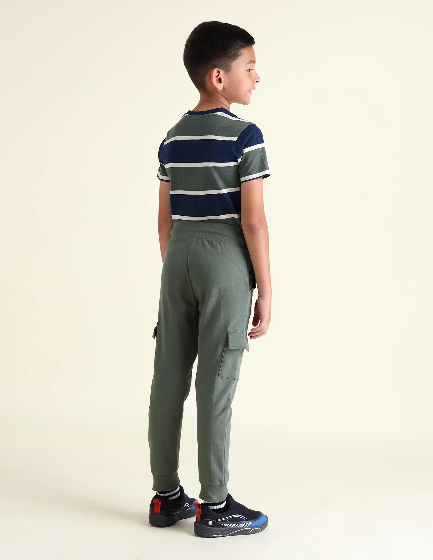 Boys Solid Regular Fit Joggers - Image 4