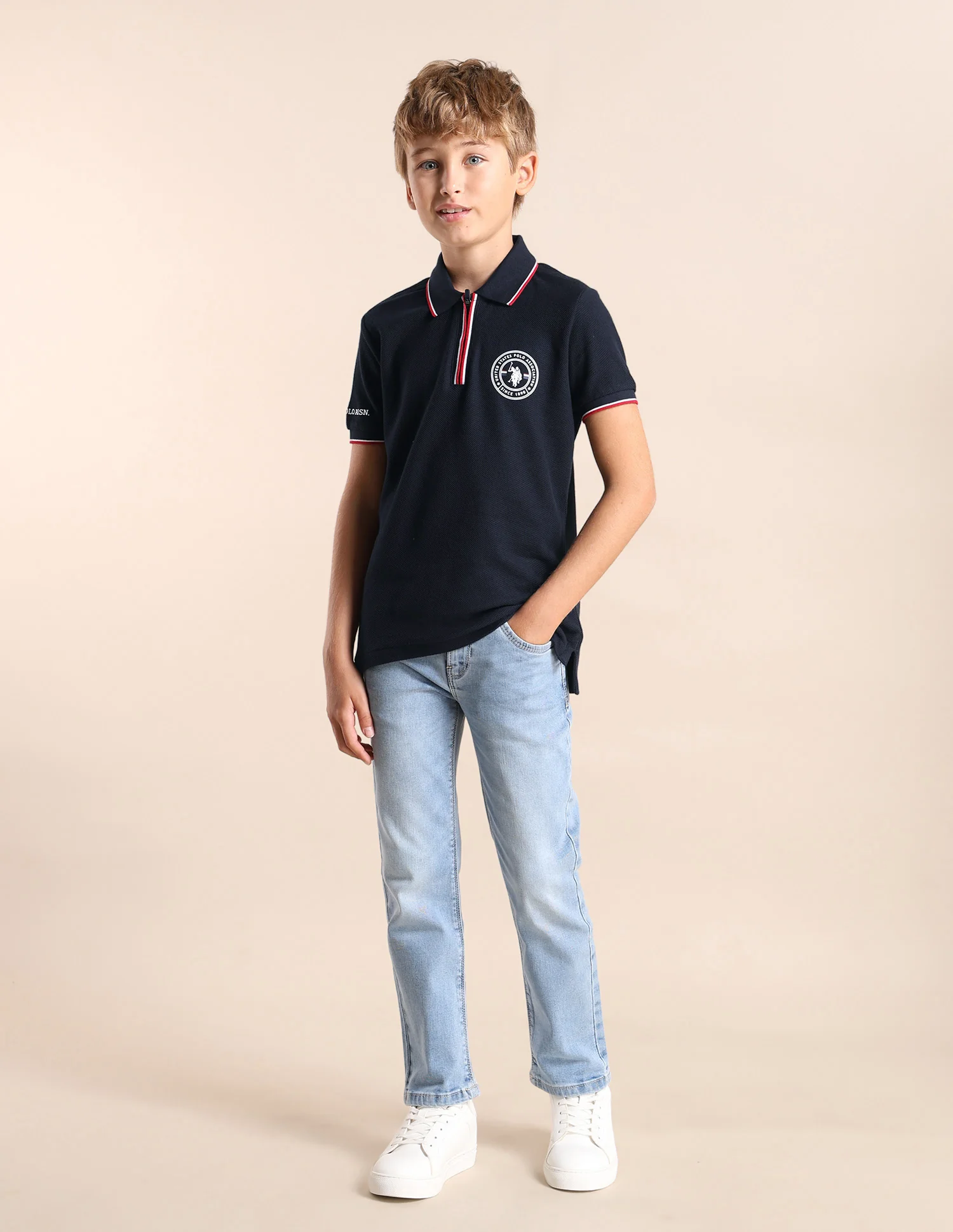 Boys Solid Regular Fit Polo Shirt - Image 3