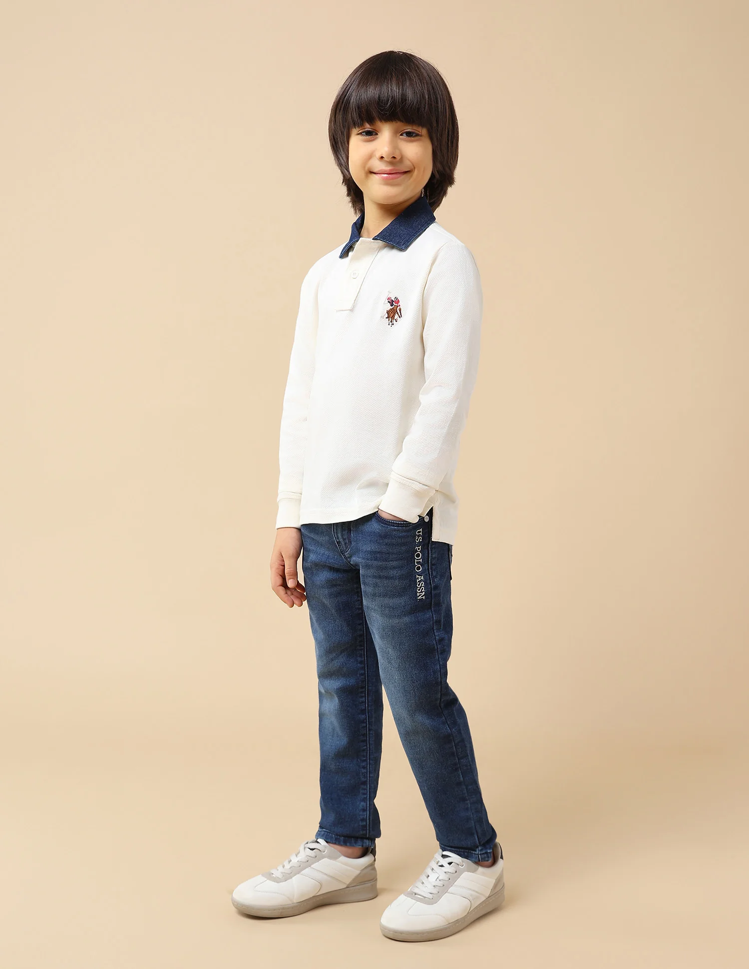 Boys Solid Regular Fit Polo Shirt - Image 4