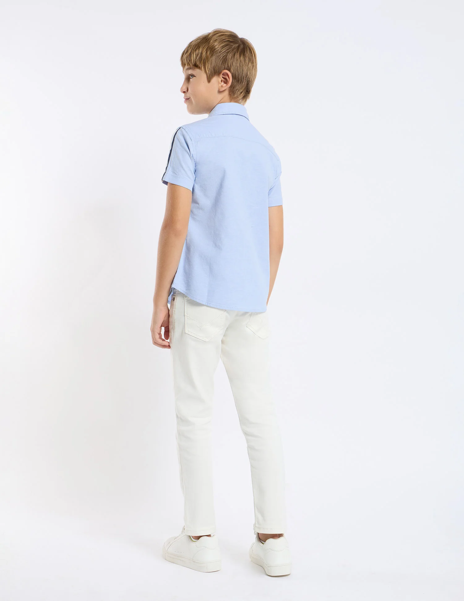 Boys Solid Regular Fit Shirt - Image 4