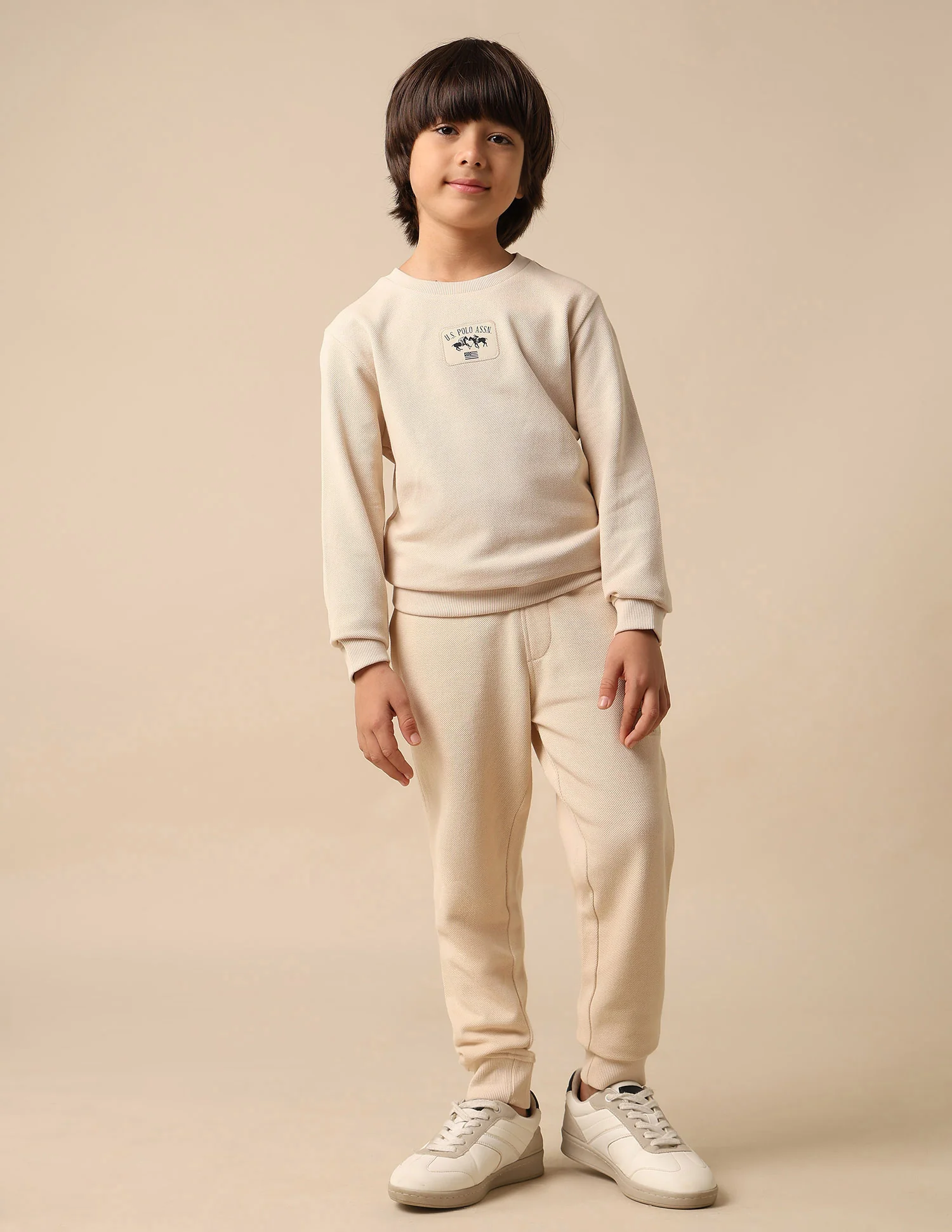 Boys Solid Regular Fit Sweatshirt - Image 3
