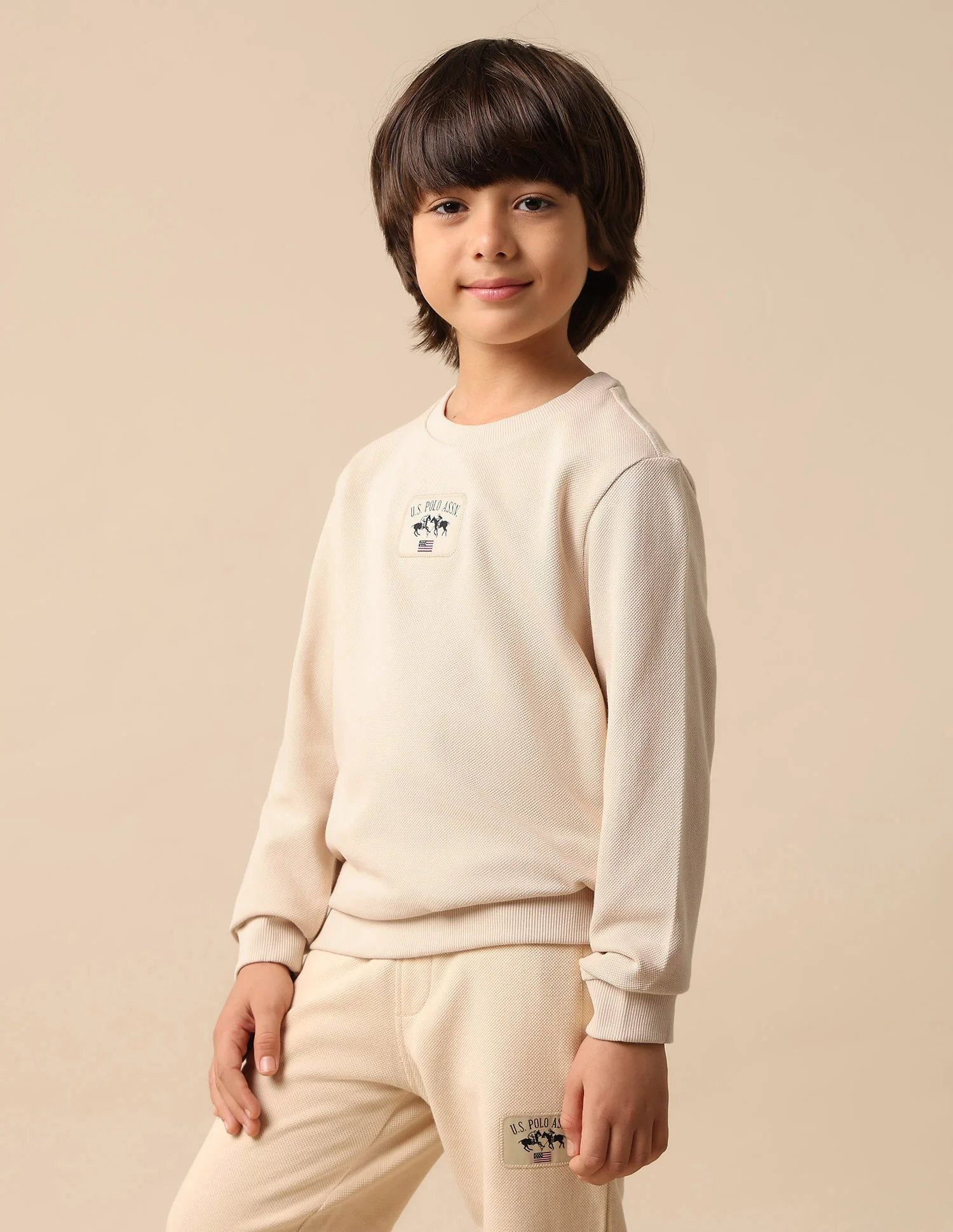 Boys Solid Regular Fit Sweatshirt - Image 4