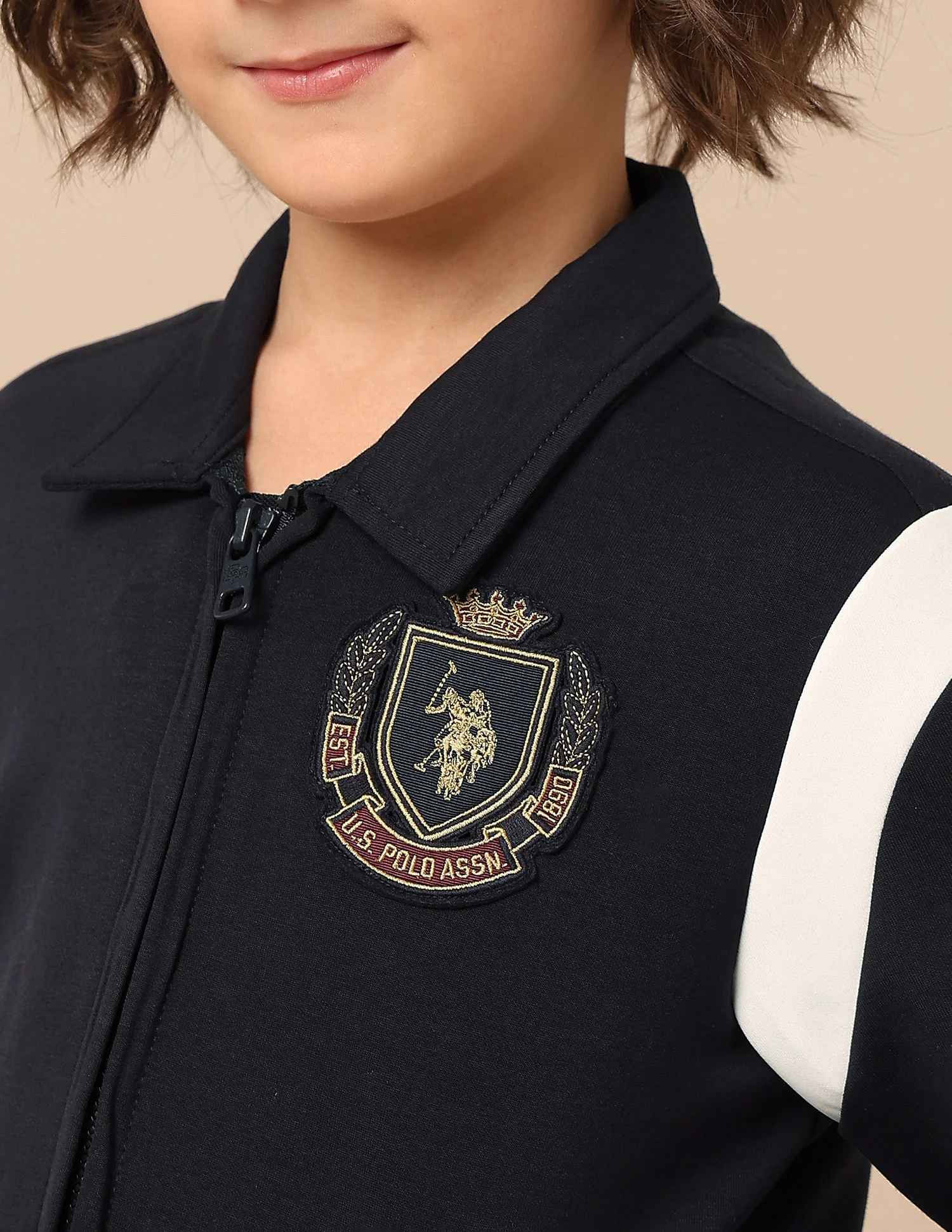 Boys Solid Regular Fit Sweatshirt - Image 7