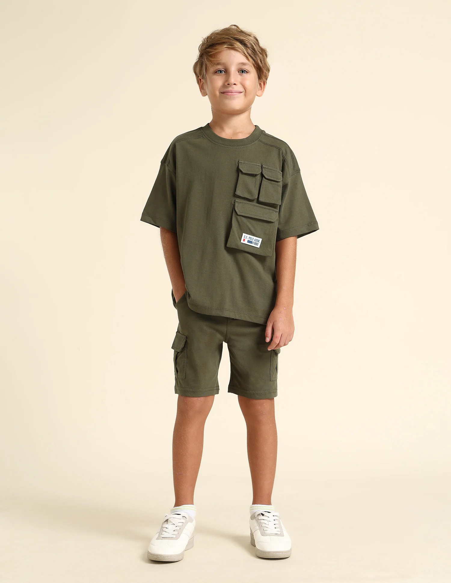 Boys Solid Regular Fit T-Shirt - Image 3
