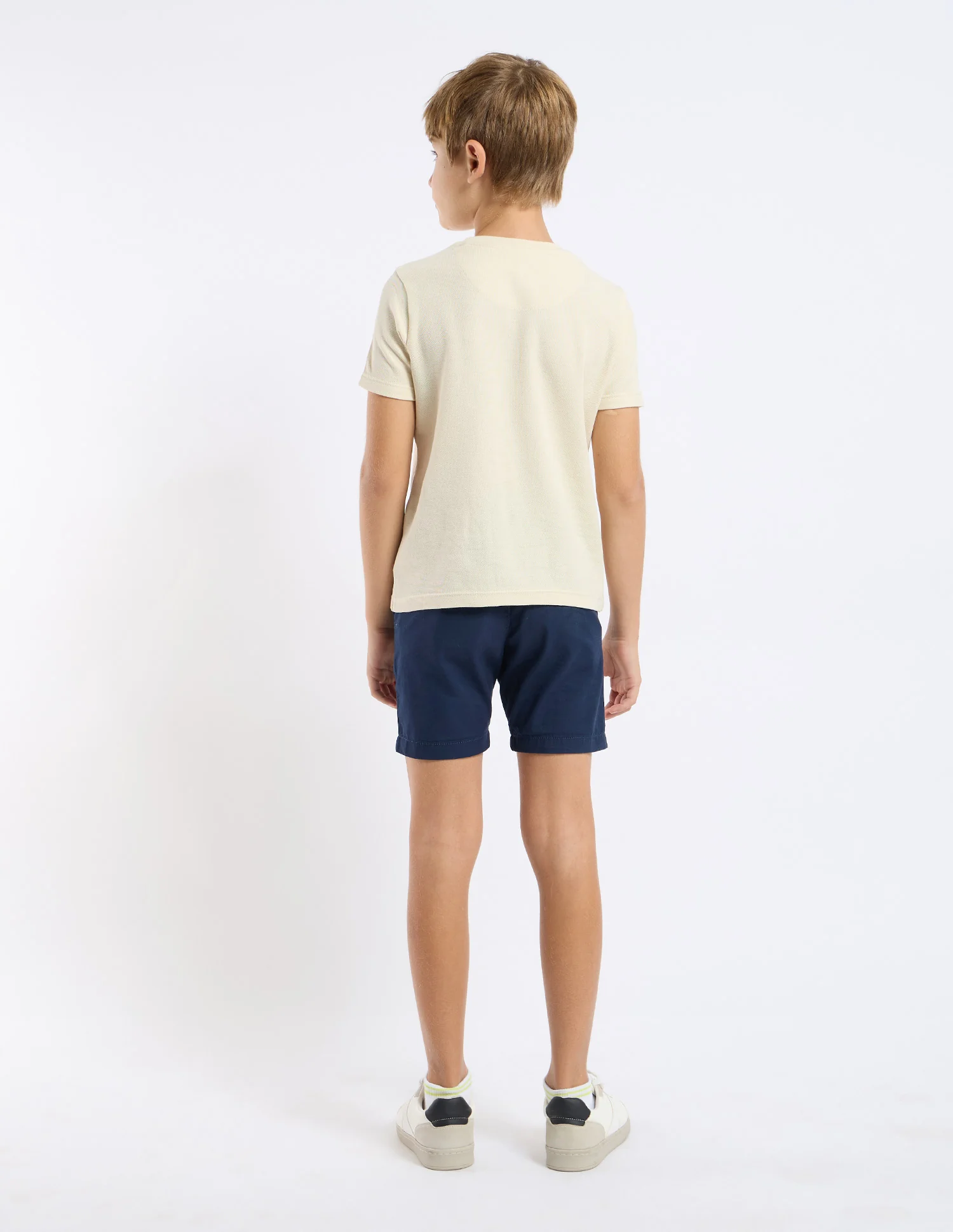 Boys Solid Regular Fit T-Shirt - Image 4