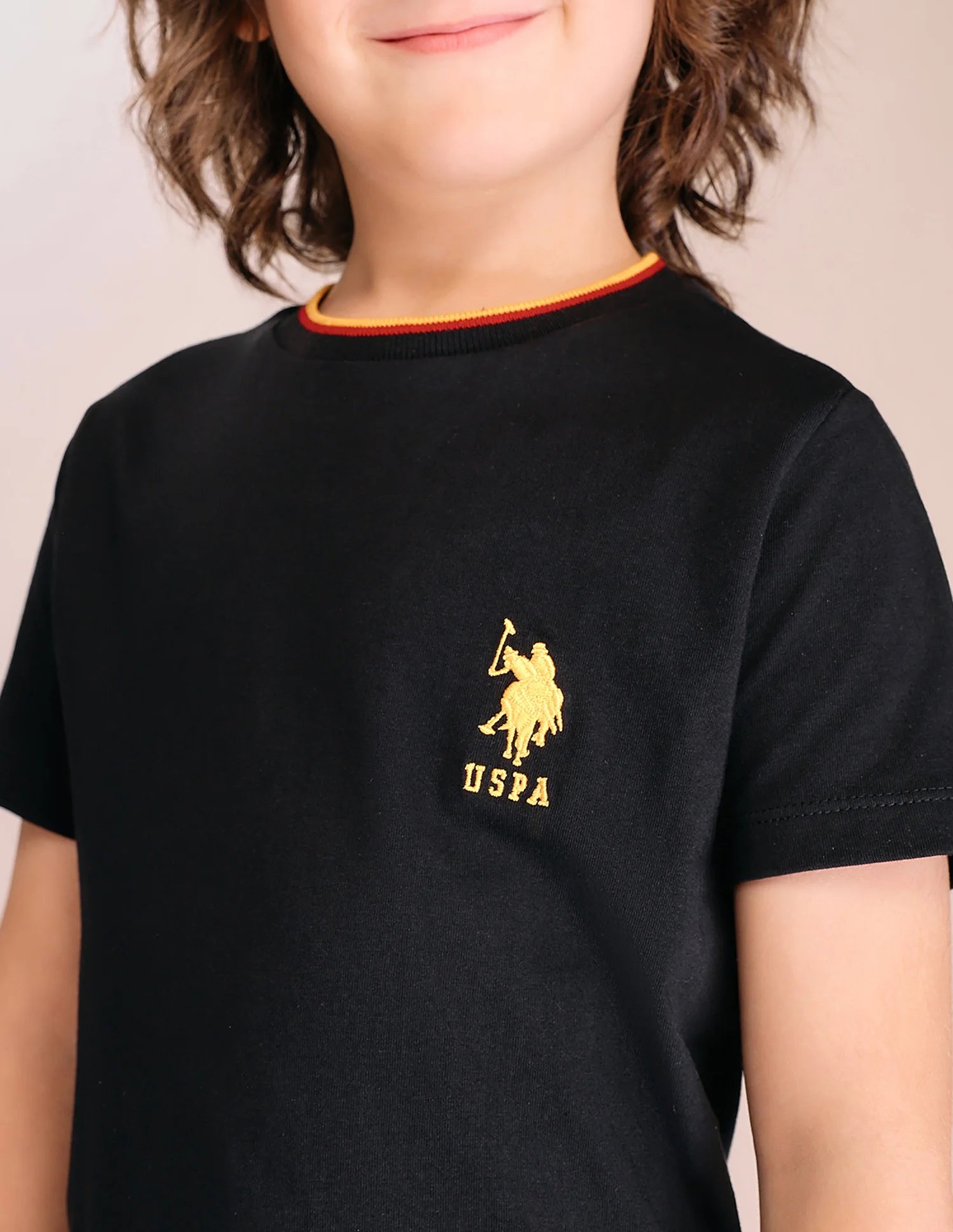 Boys Solid Regular Fit T-Shirt - Pack Of 2 - Image 10