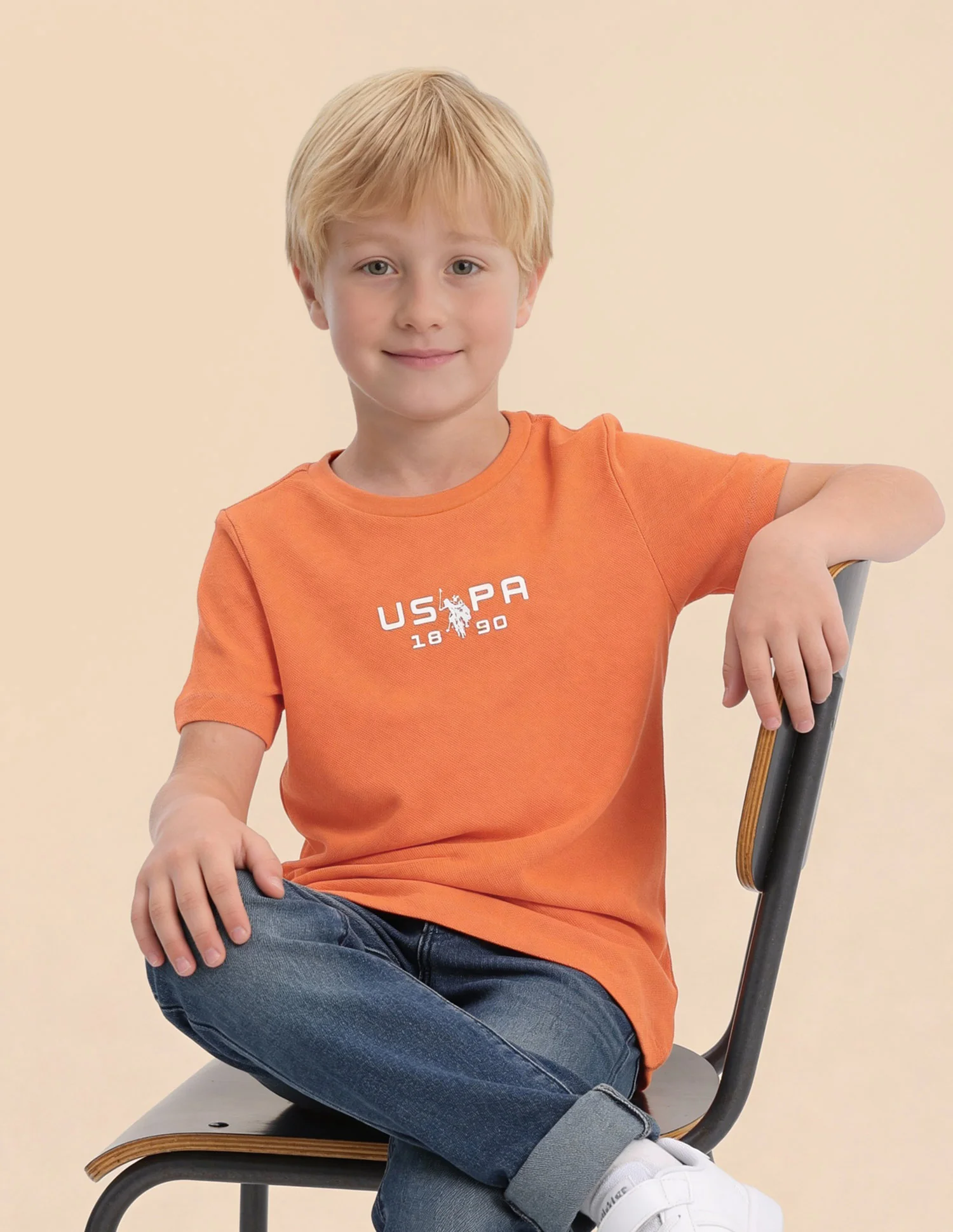 Boys Solid Regular Fit T-Shirt