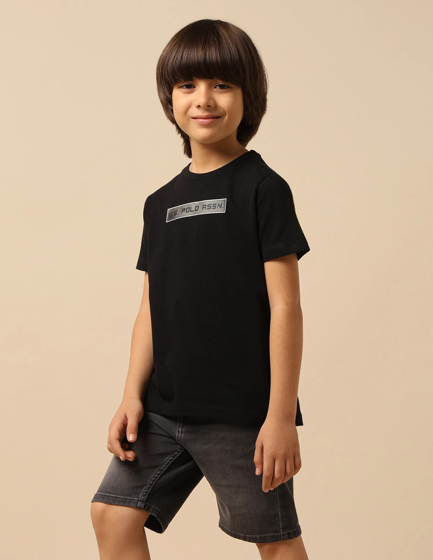 Boys Solid Regular Fit T-Shirt - Image 4