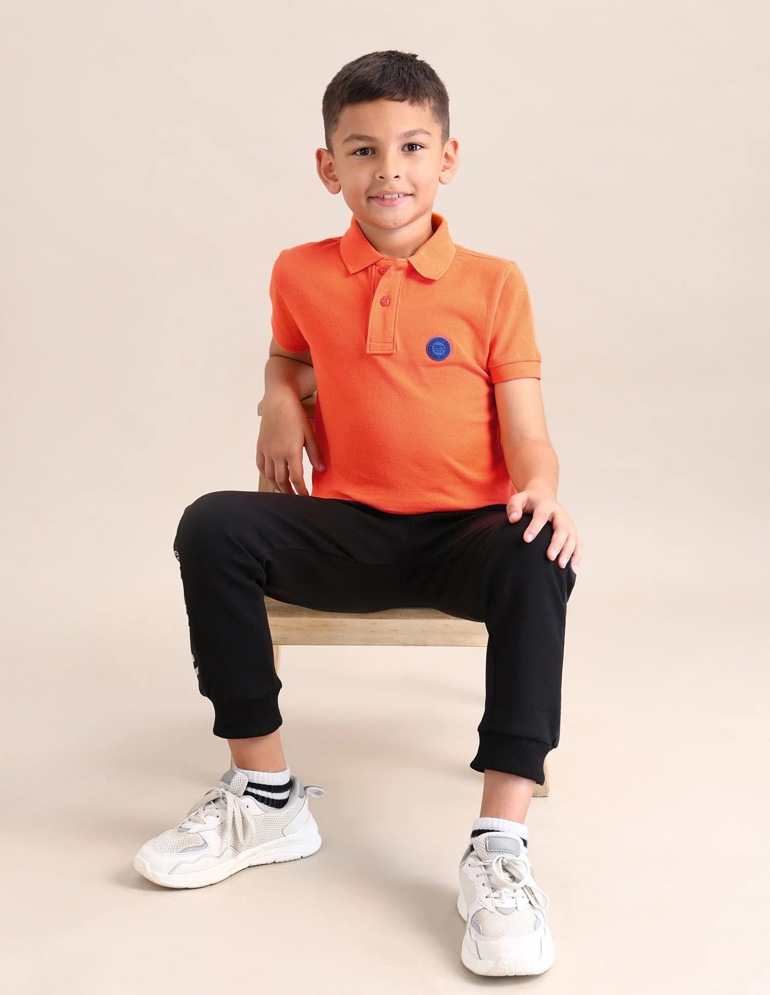 Boys Solid Regular Fit T-Shirt