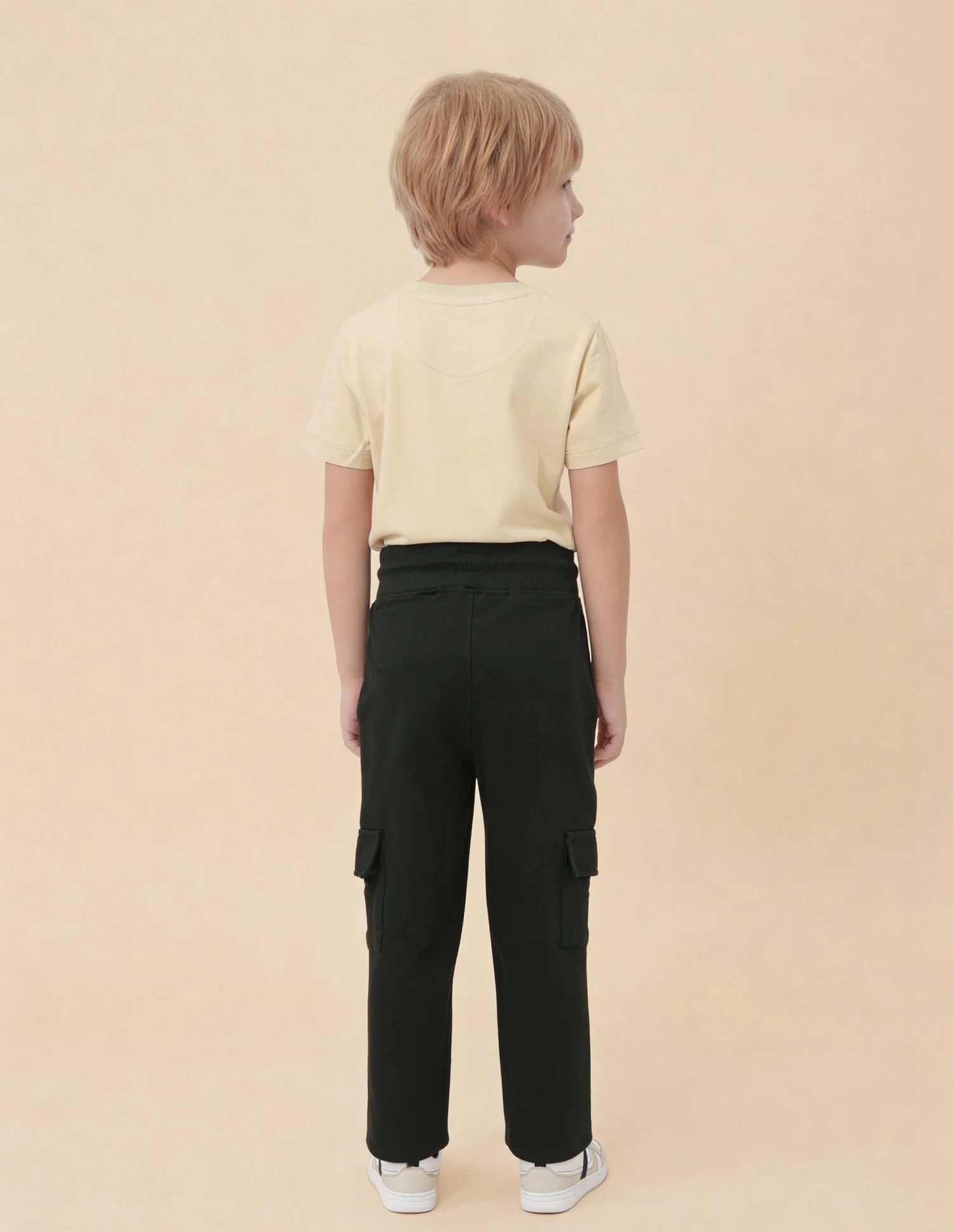 Boys Solid Regular Fit Track Pants - Image 4