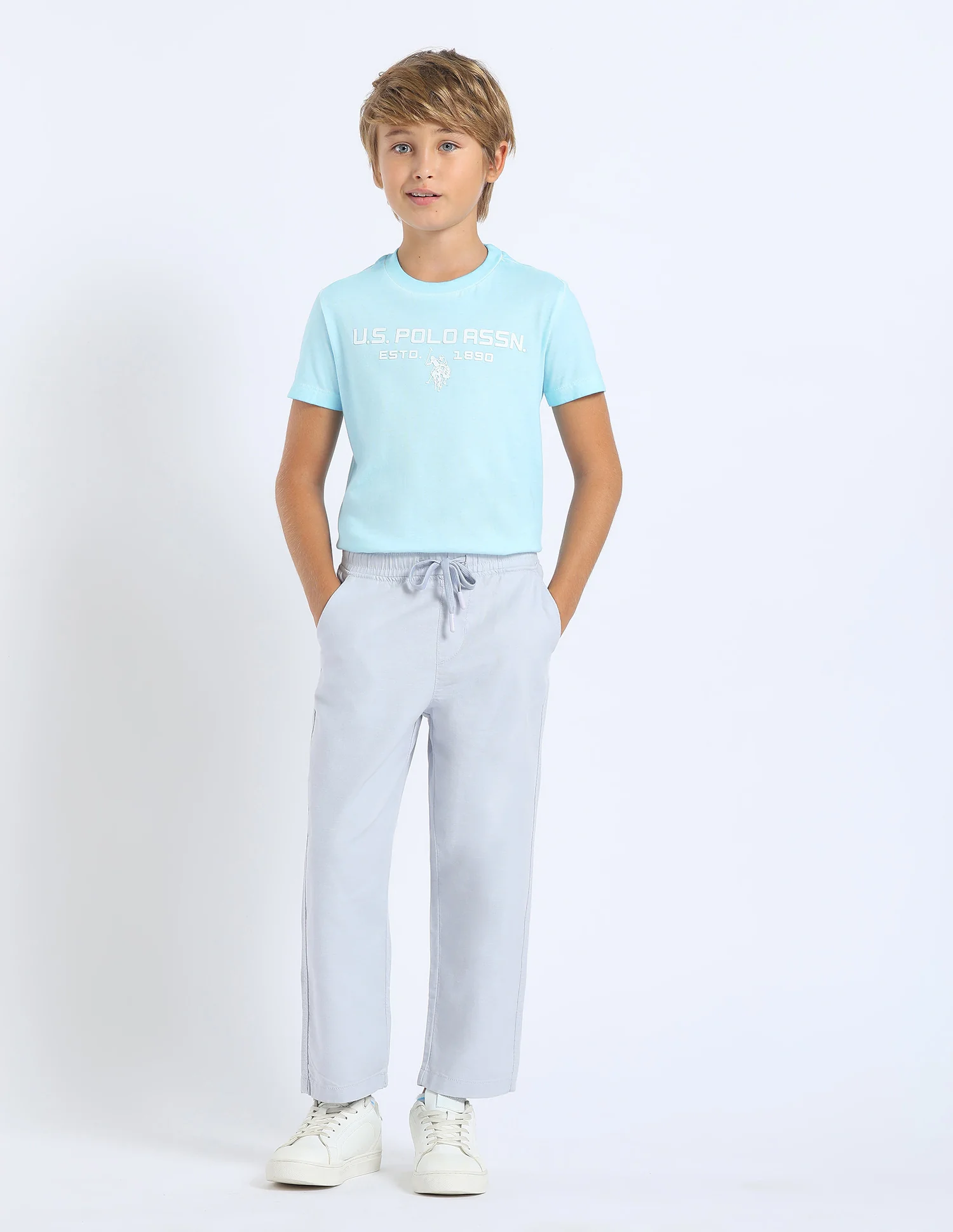 Boys Solid Relaxed Fit Trousers - Image 3