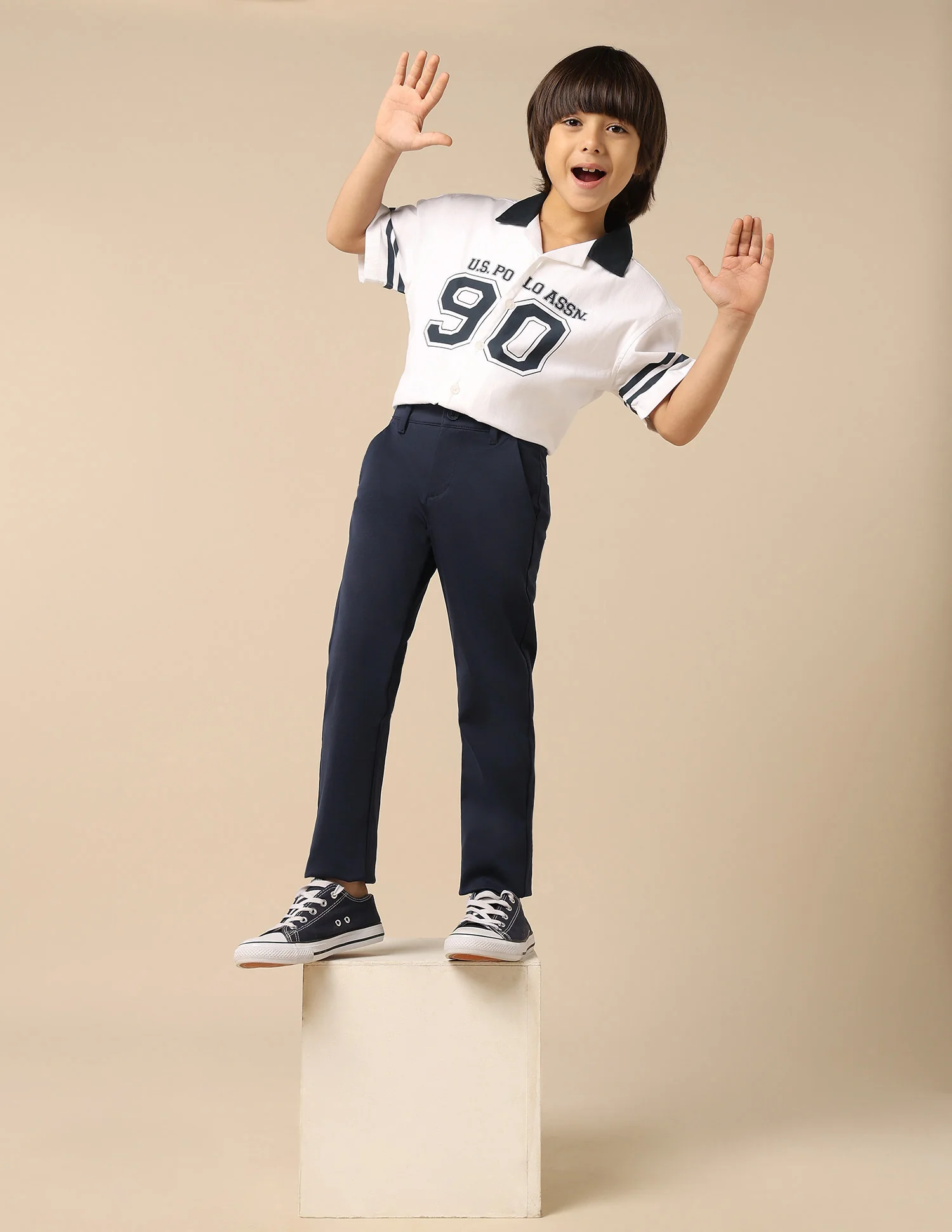 Boys Solid Slim Fit Trousers - Image 3