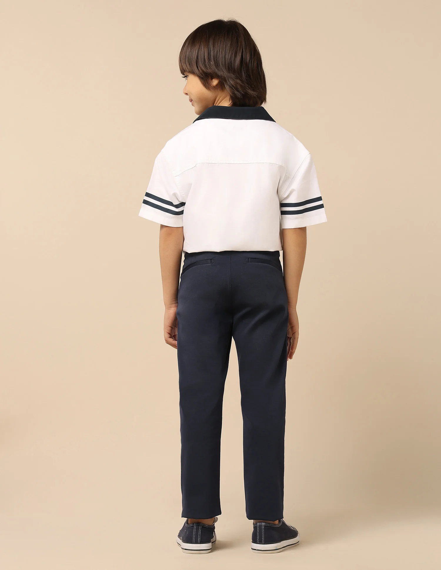 Boys Solid Slim Fit Trousers - Image 5