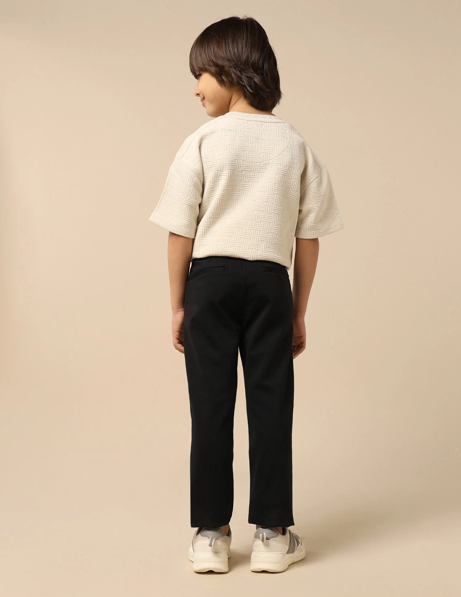 Boys Solid Slim Fit Trousers - Image 5
