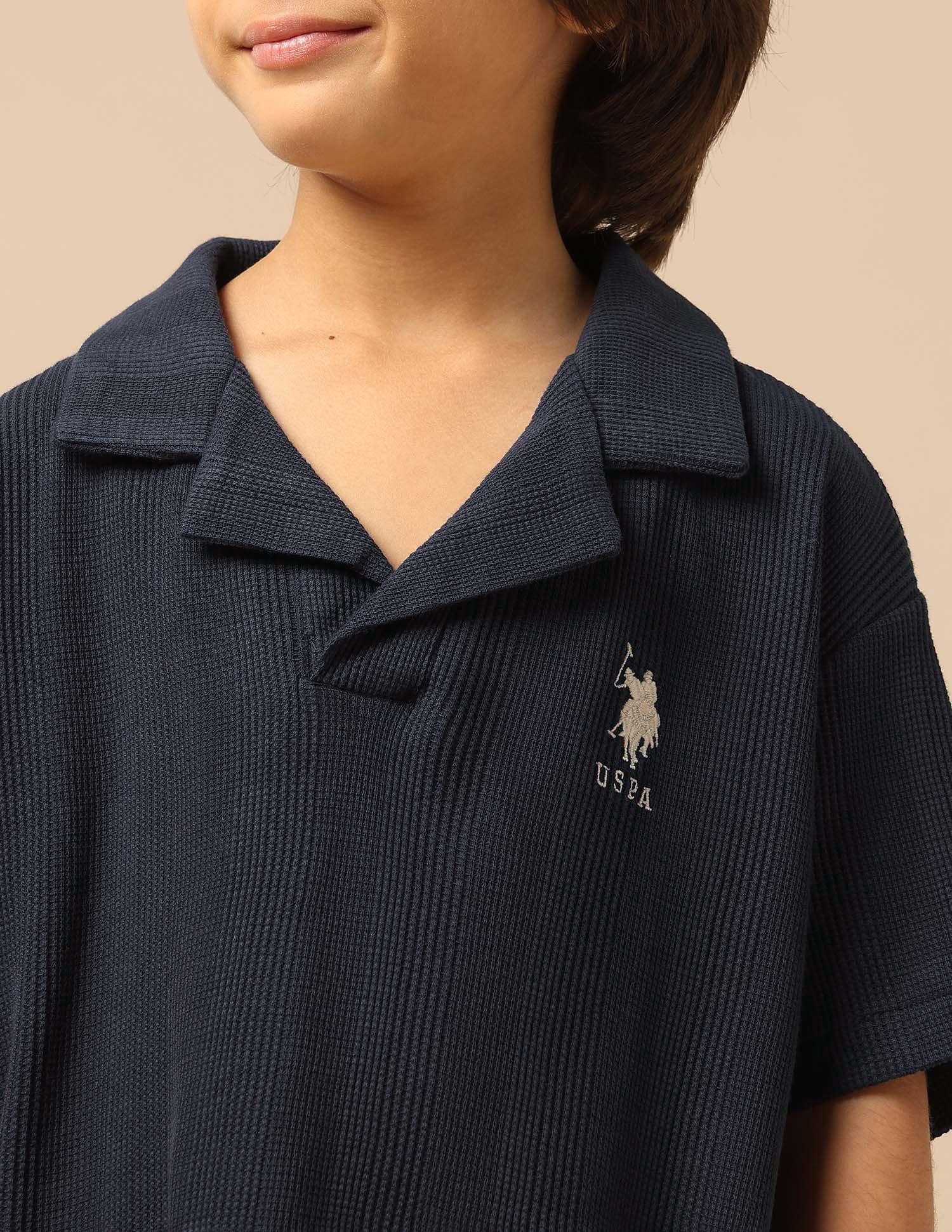 Boys Textured Boxy Fit Polo Shirt - Image 6