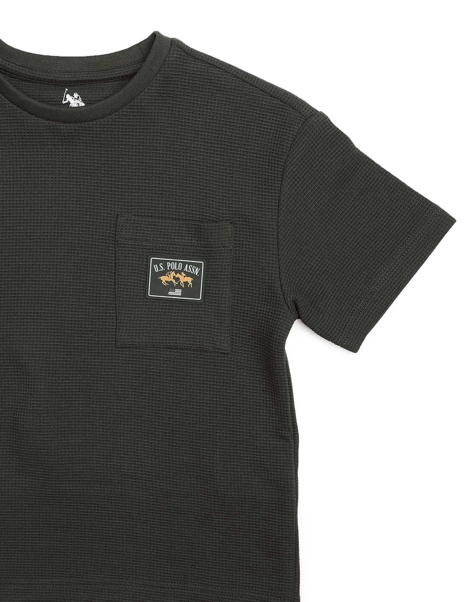 Boys Textured Boxy Fit T Shirt - Image 9