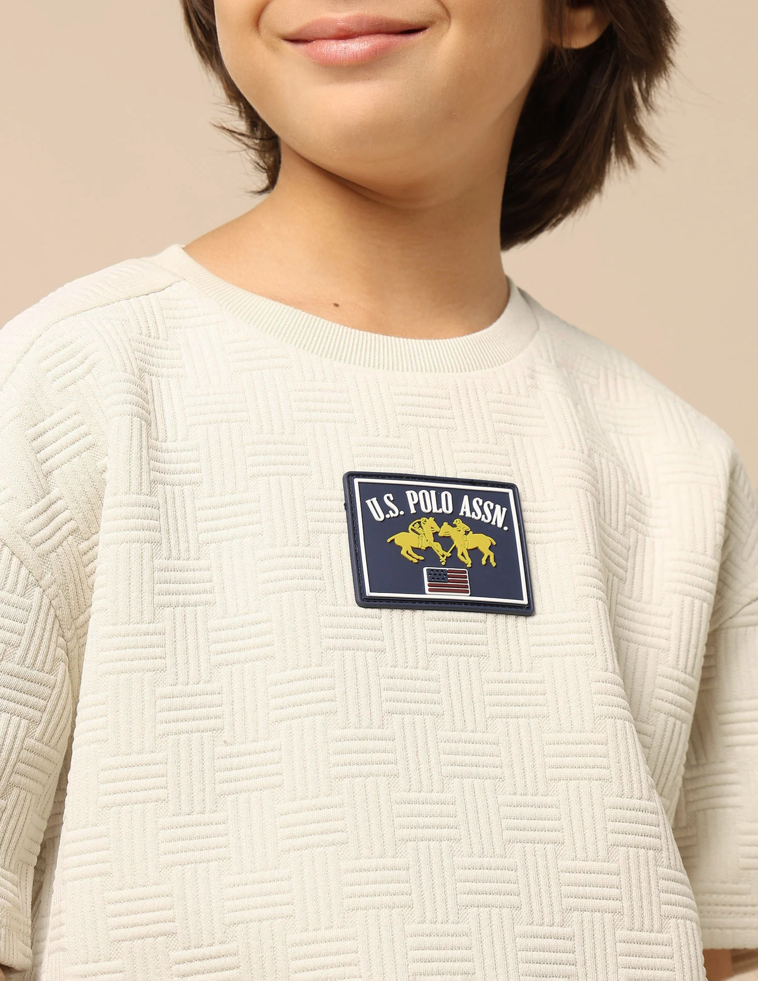 Boys Textured Boxy Fit T-Shirt - Image 6