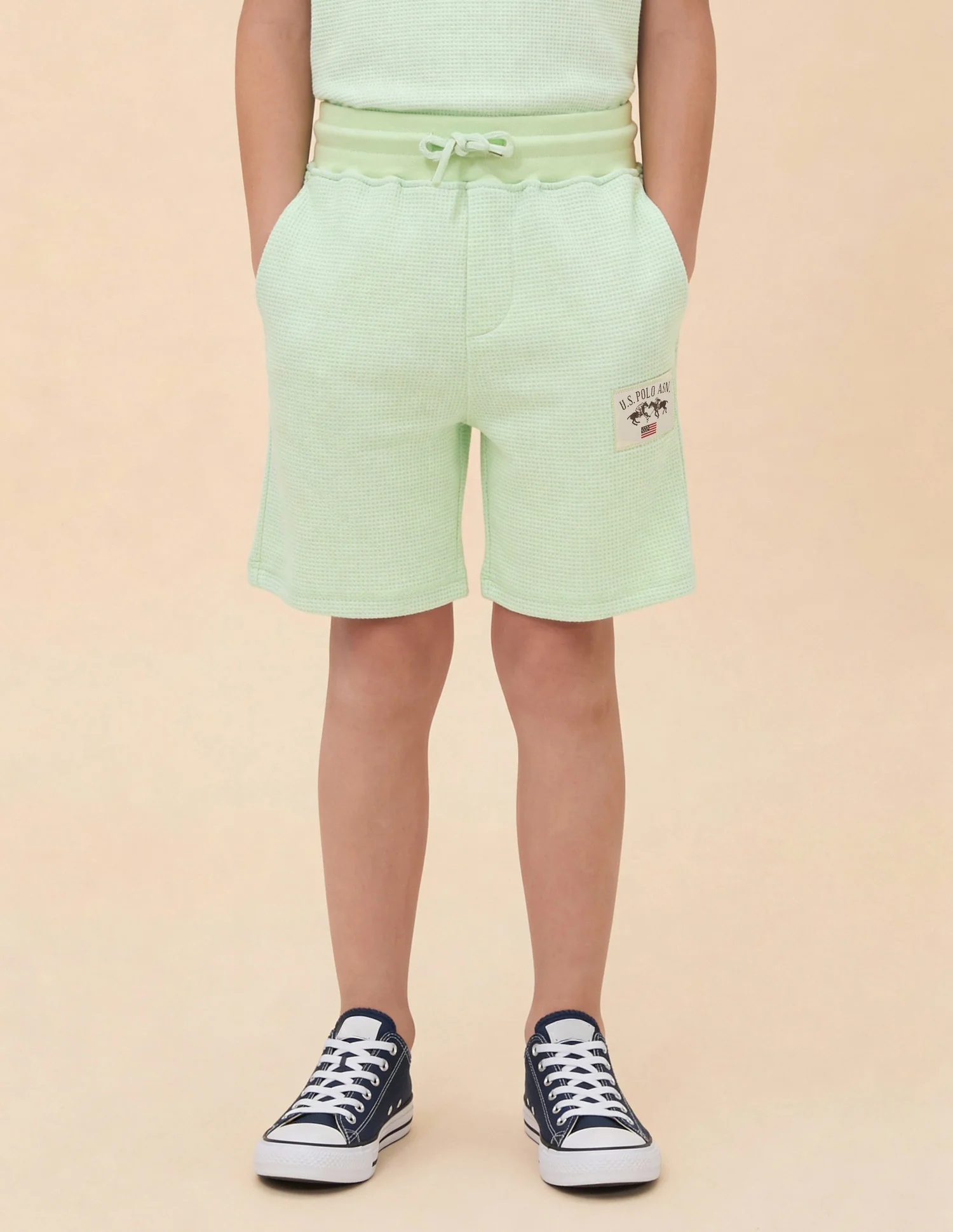 Boys Textured Regular Fit Shorts - Image 3