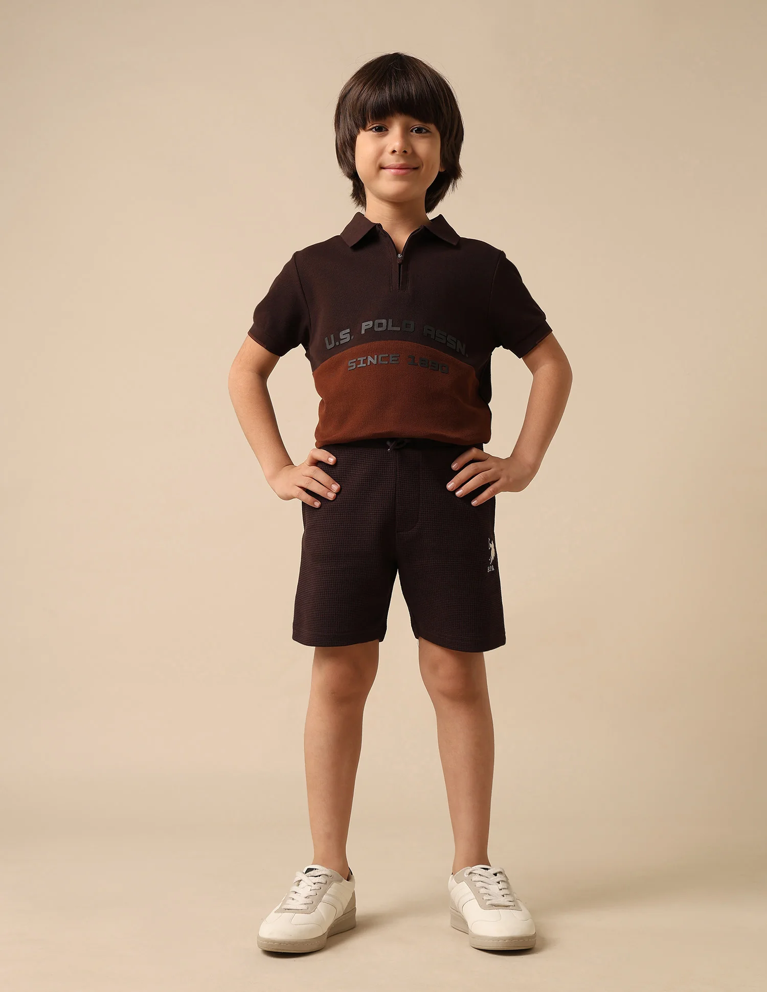 Boys Textured Regular Fit Shorts - Image 3