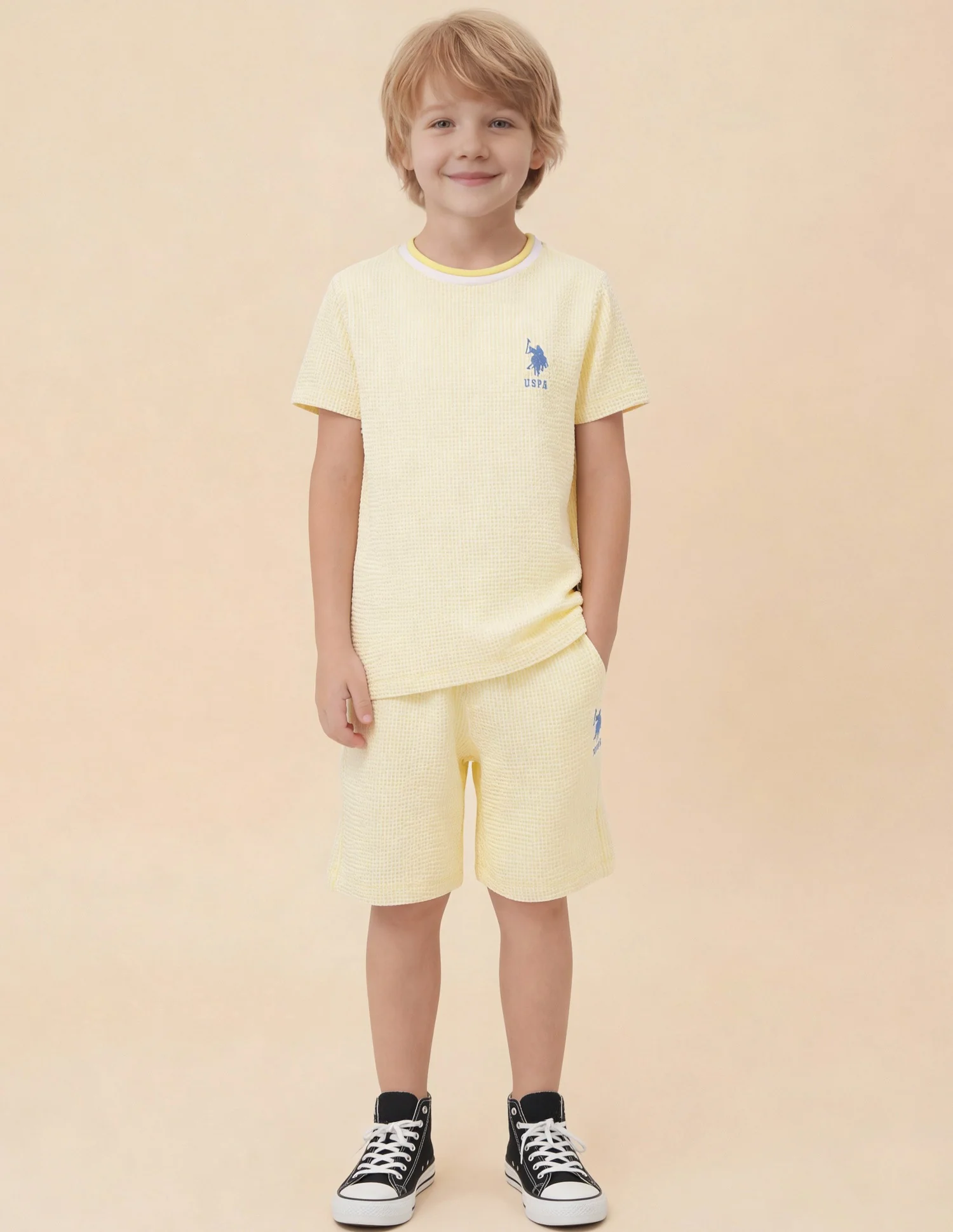 Boys Textured Regular Fit T-Shirt - Image 3